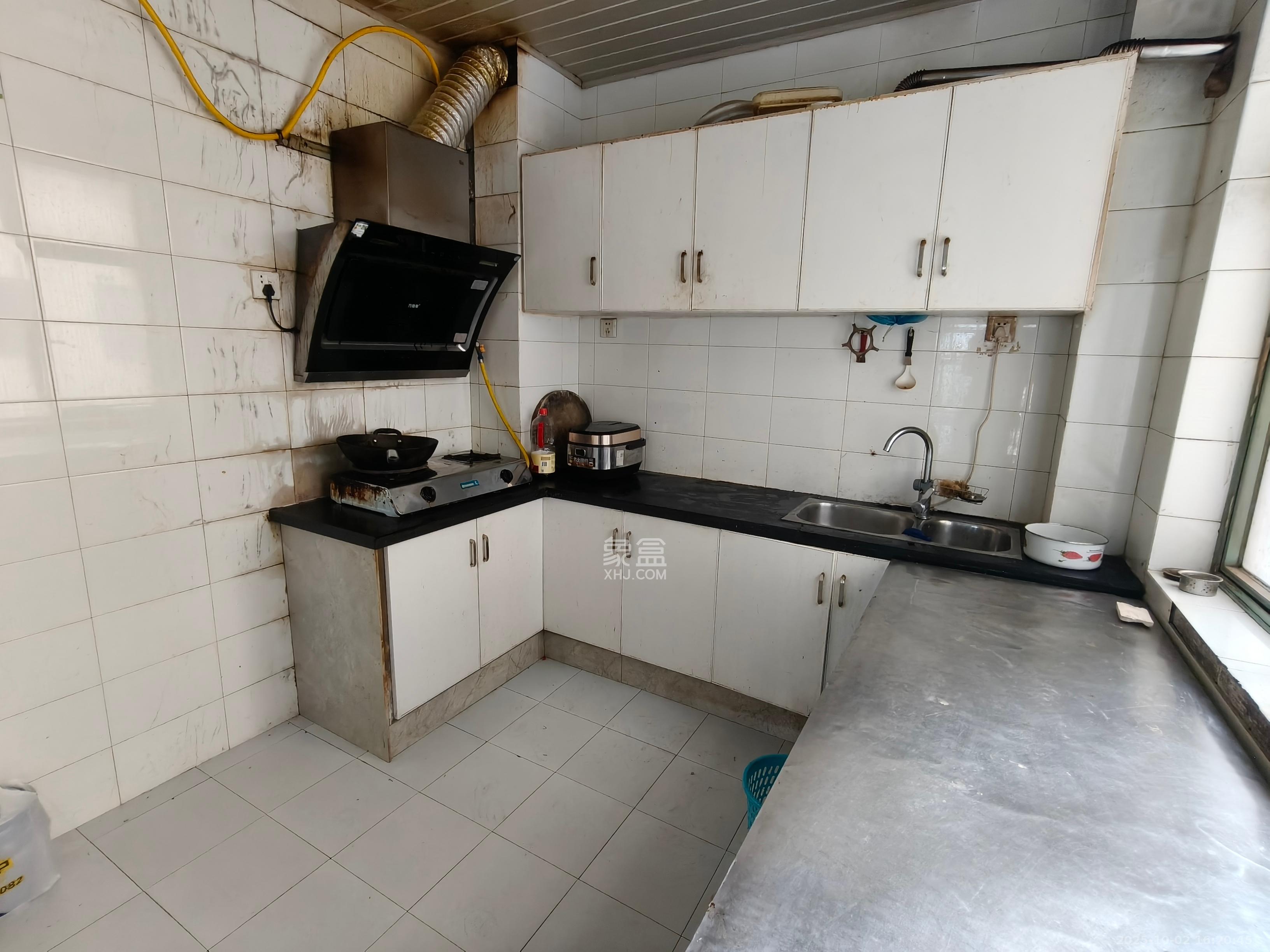 锦绣华天  3室2厅2卫    2900.0元/月 锦绣华天  3室2厅2卫    2900.0元/月室内图