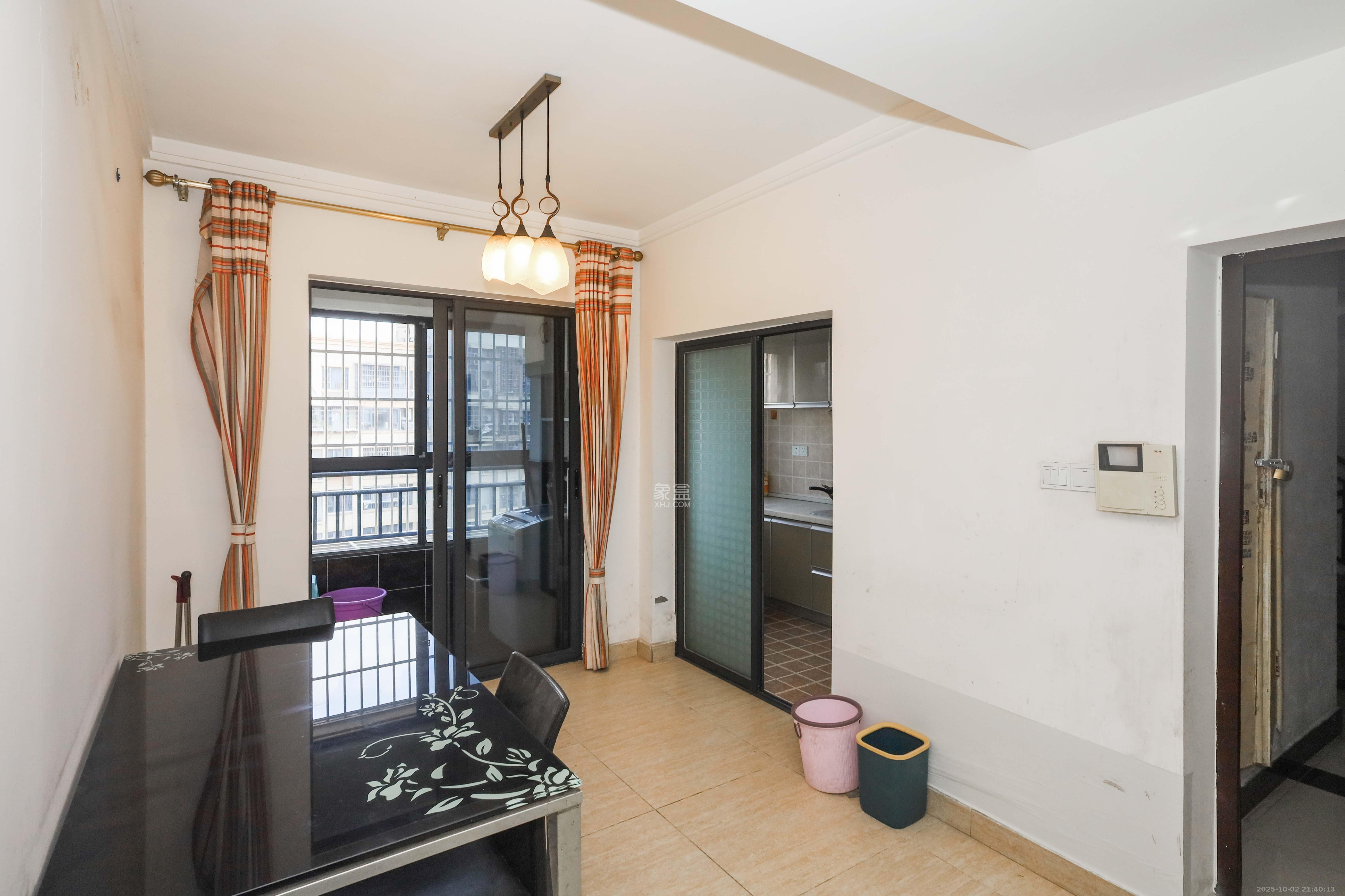 保利麓谷林语A区  3室2厅1卫    79.0万其他