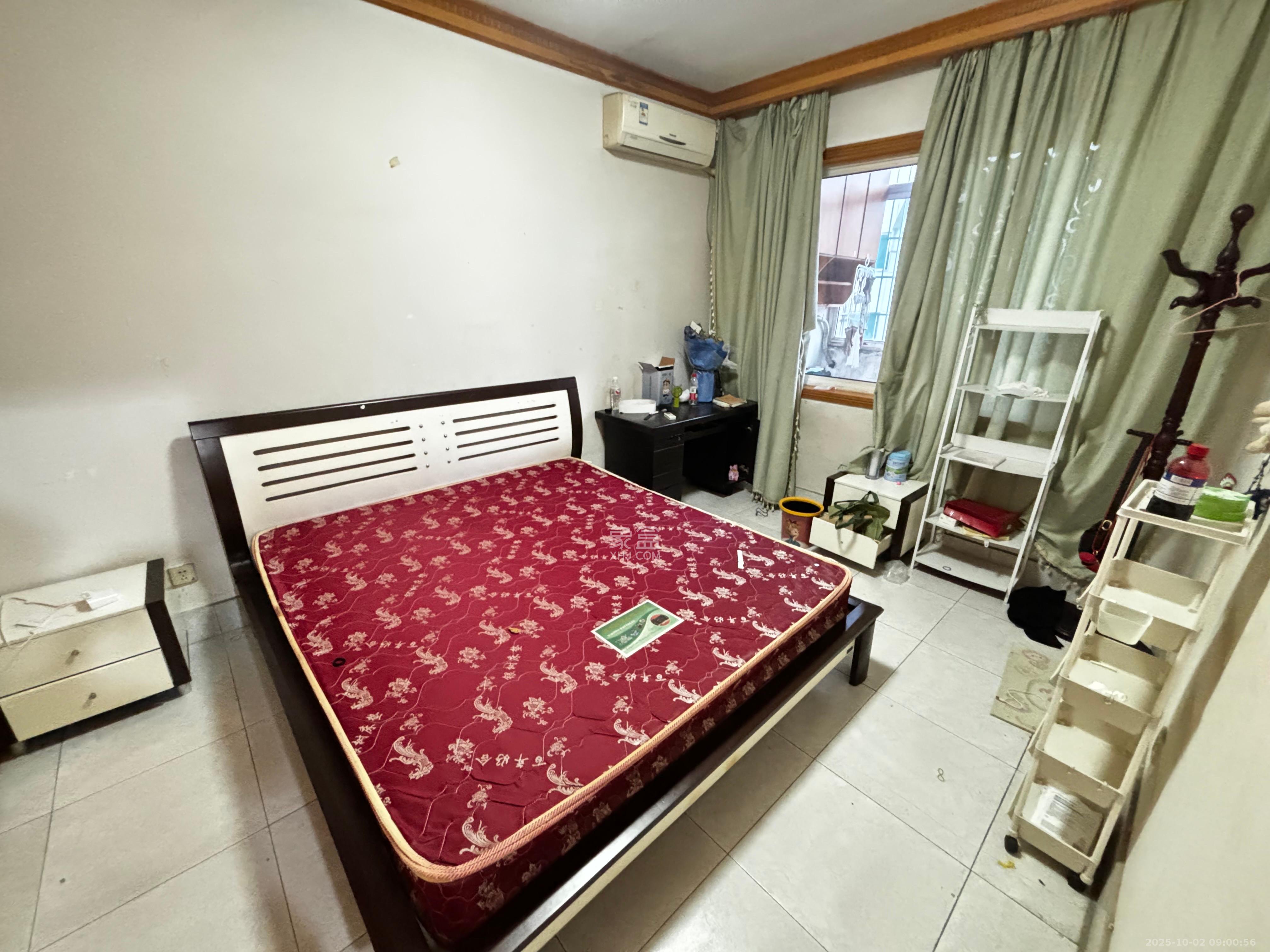 荷花园电信宿舍（天辰荷花苑）  1室2厅1卫    1600.0元/月室内图