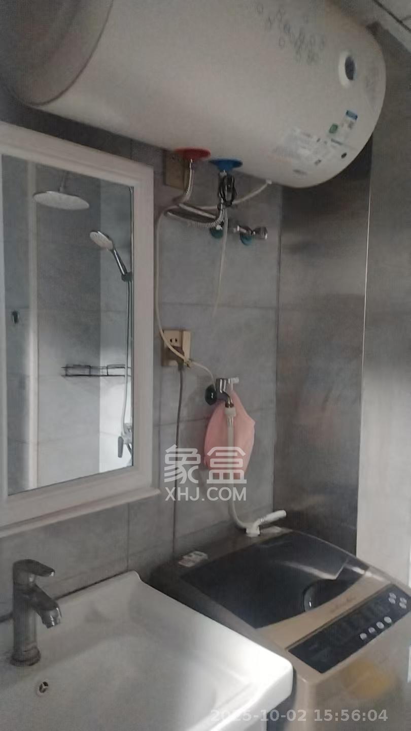 中南国际眼镜城(中伟商业中心) 1室0厅0卫 1300.0元/月 中南国际眼镜城(中伟商业中心) 1室0厅0卫 1300.0元/月室内图