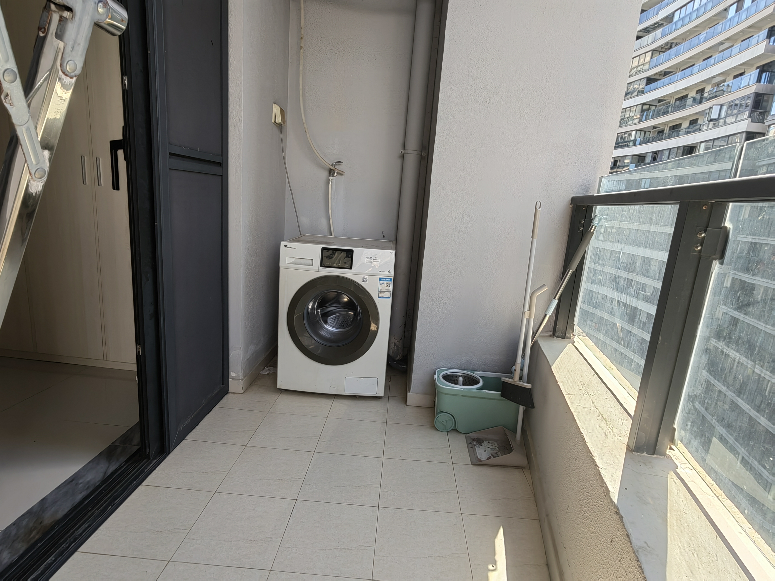 天地凤凰城  1室0厅1卫   1500.00元/月室内图