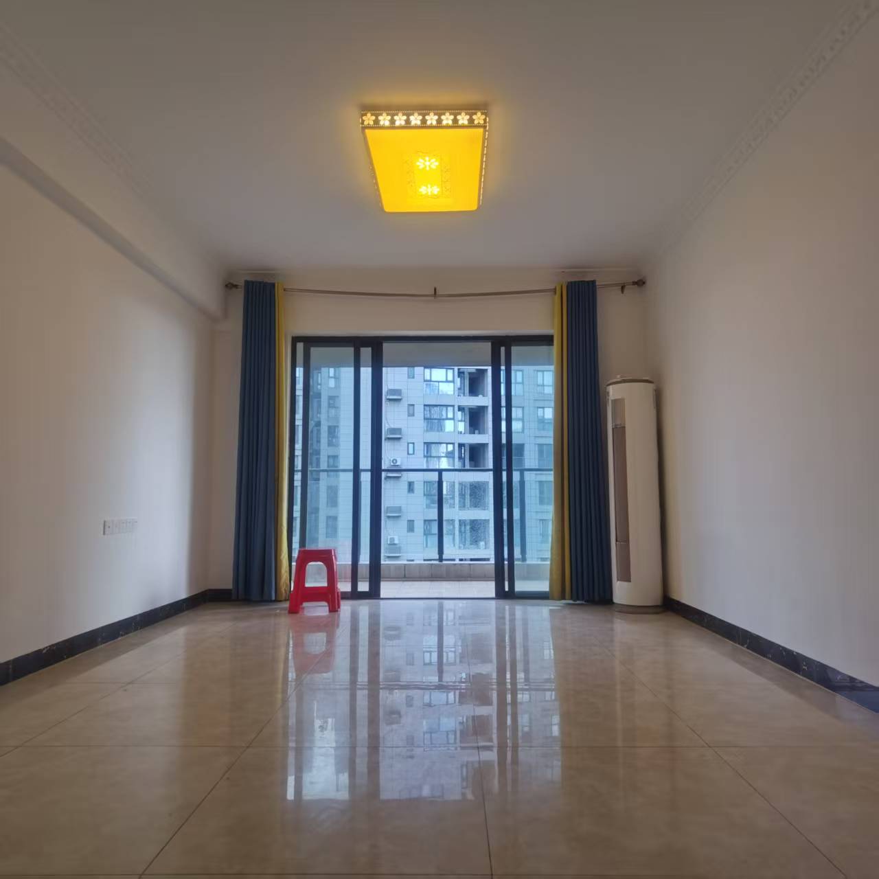 华盛中央公园 3室1厅1卫 2600.0元/月 华盛中央公园 3室1厅1卫 2600.0元/月室内图