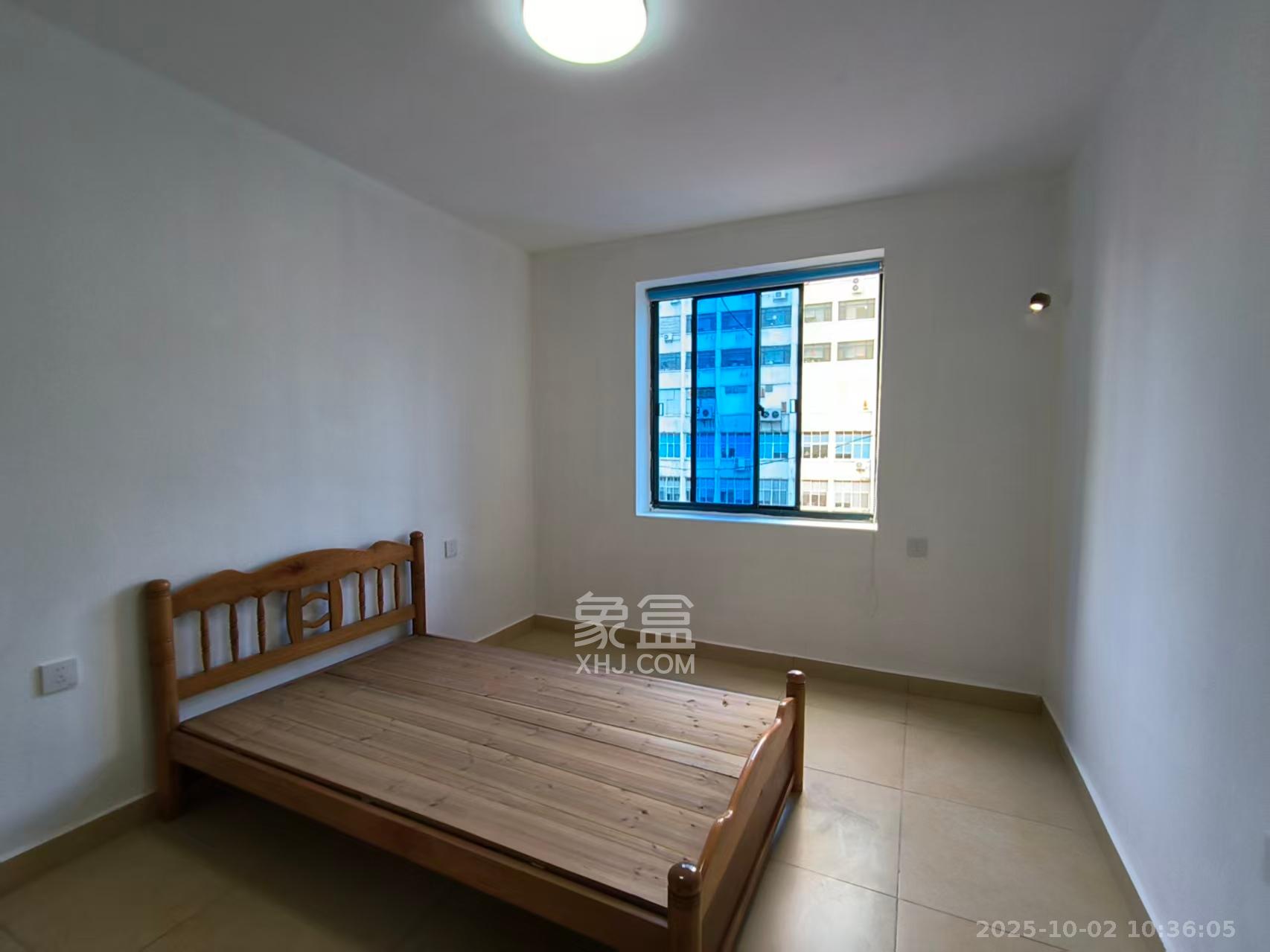 向韶村 2室1厅1卫 2000.00元/月 向韶村 2室1厅1卫 2000.00元/月室内图