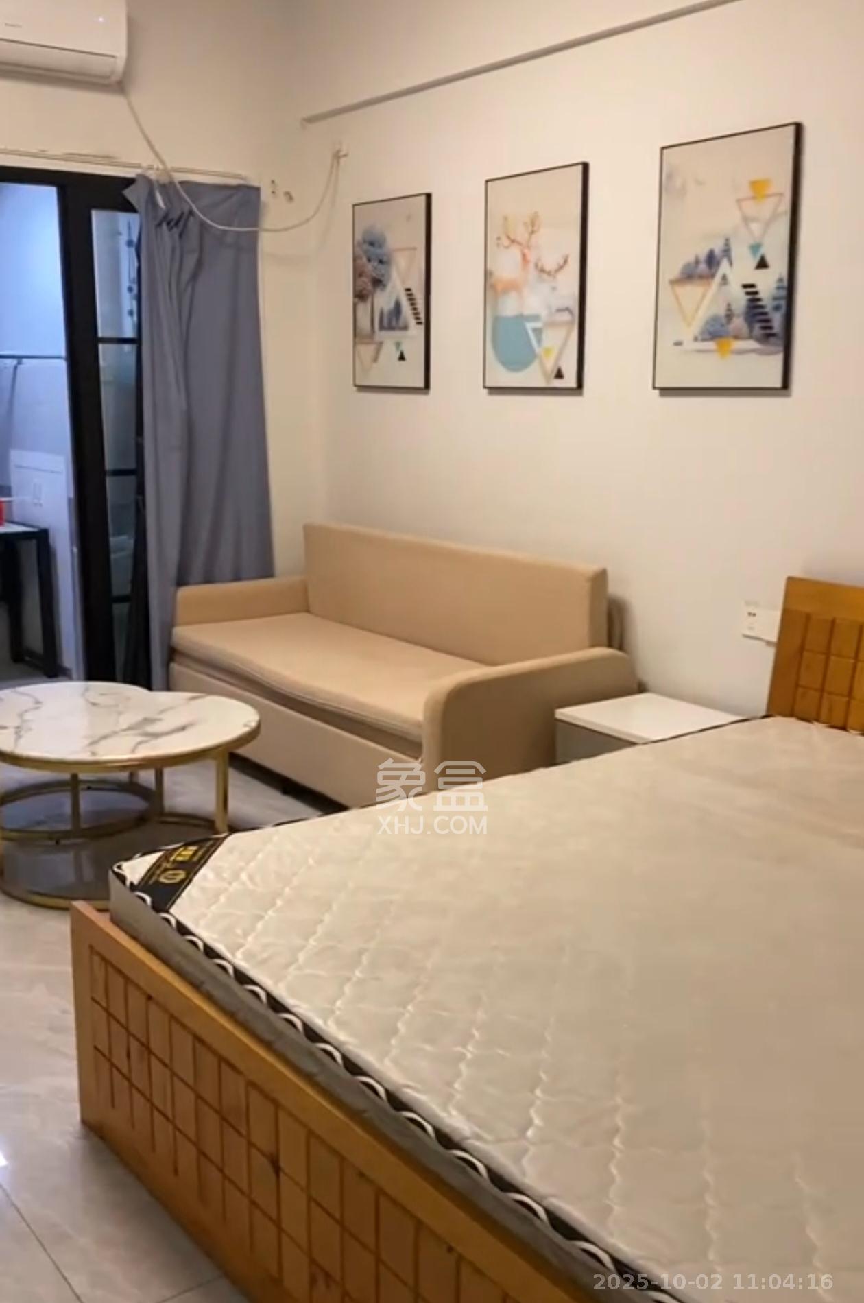 江南华府  1室1厅1卫    1600.0元/月 江南华府  1室1厅1卫    1600.0元/月