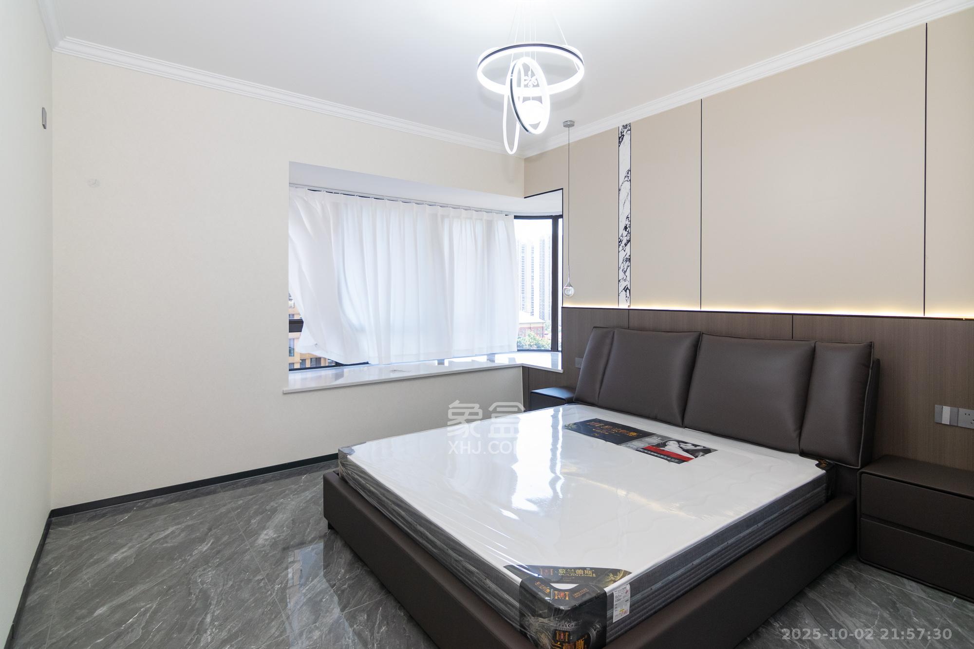 三润城（三润星城）  1室0厅0卫    128.8万卧室