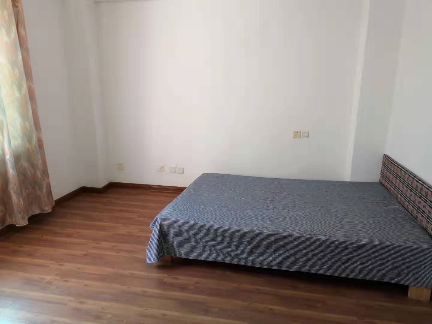 玉兰园 4室2厅2卫 2100.0元/月 玉兰园 4室2厅2卫 2100.0元/月室内图