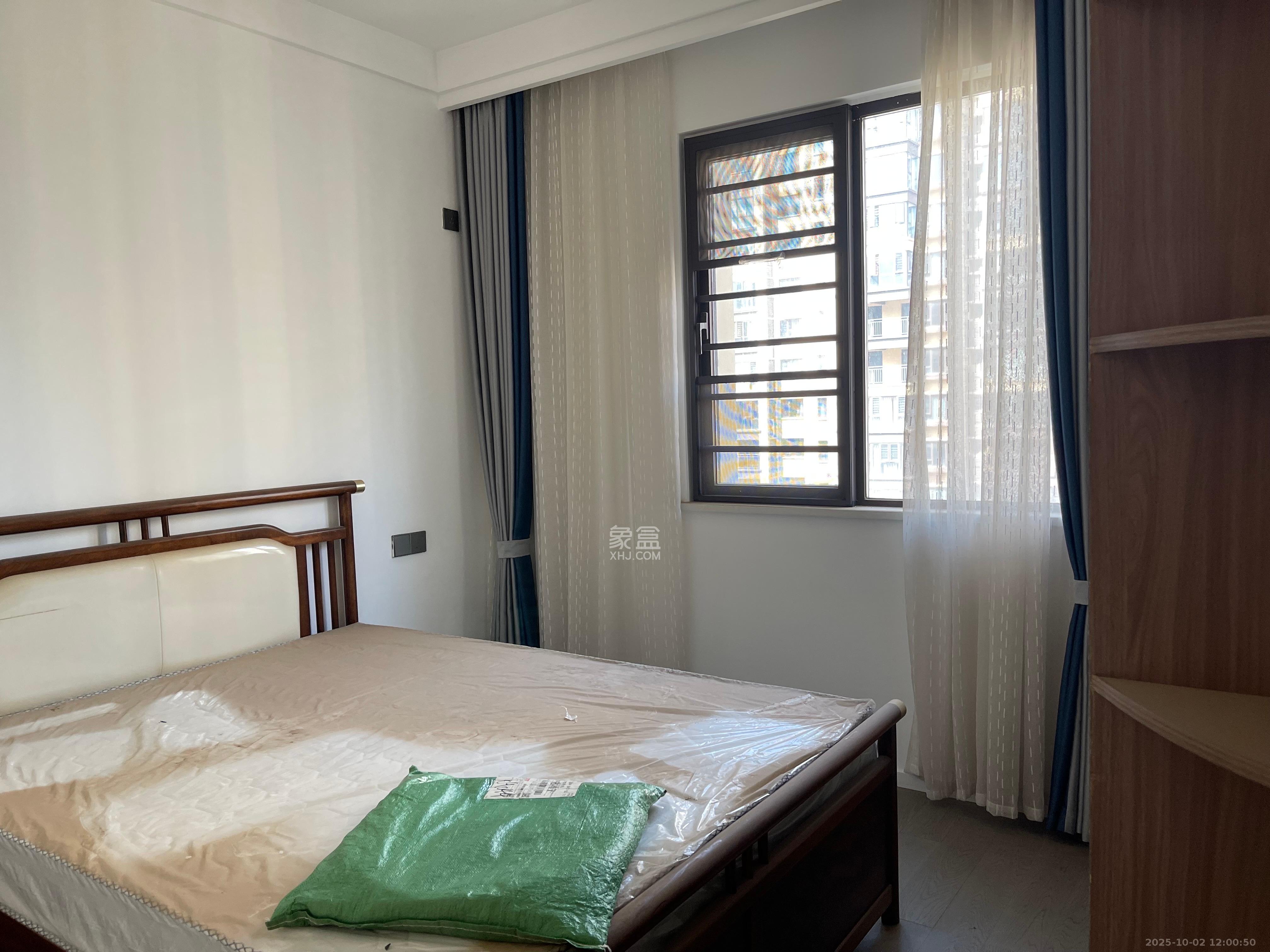 保利城(中航城国际社区、郡原美村) 4室2厅2卫 3000.0元/月 保利城(中航城国际社区、郡原美村) 4室2厅2卫 3000.0元/月室内图