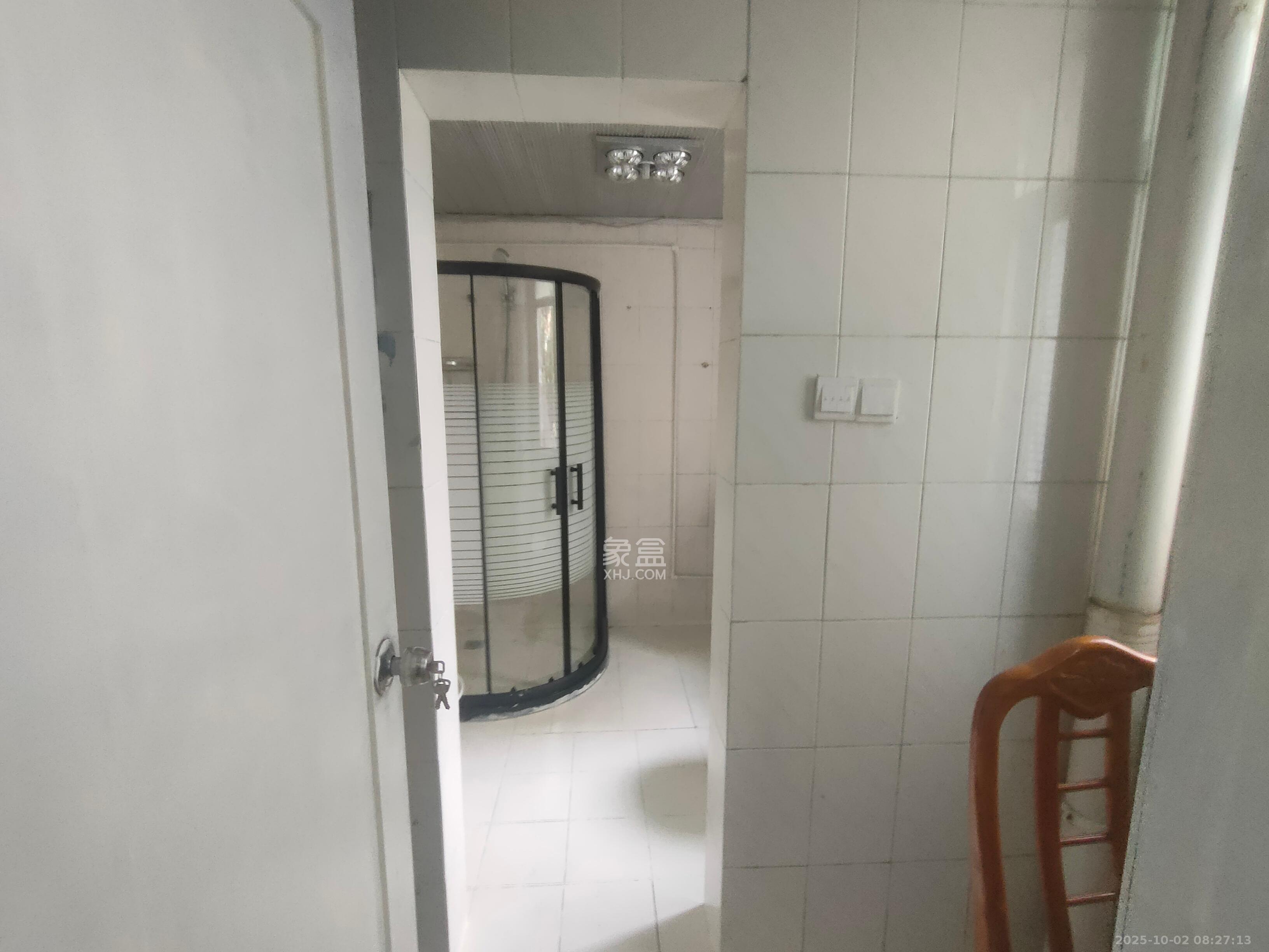 红旗区三片 2室1厅1卫 1500.0元/月 红旗区三片 2室1厅1卫 1500.0元/月室内图