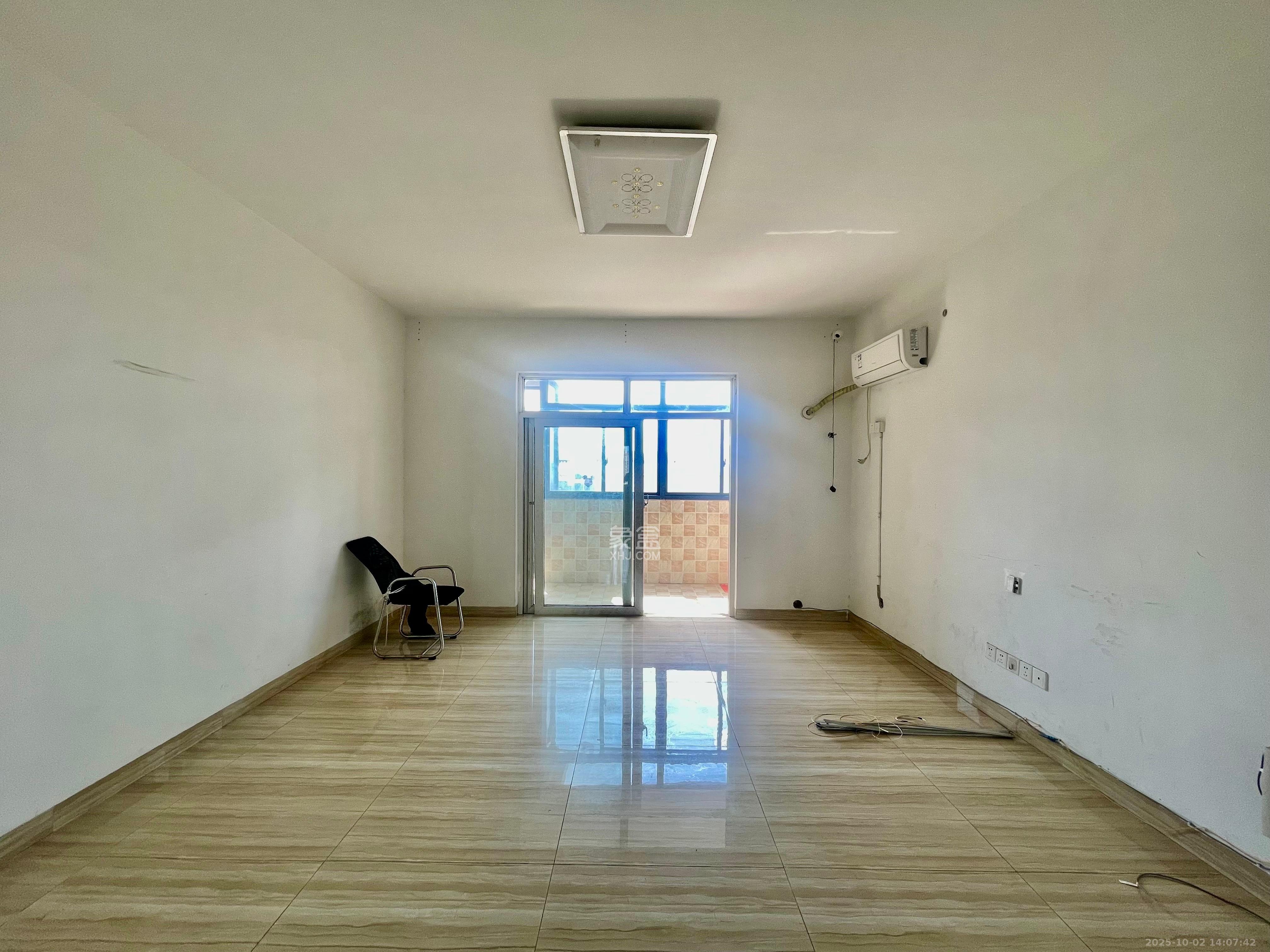 麓阳和景雅苑  6室2厅3卫    4800.0元/月室内图