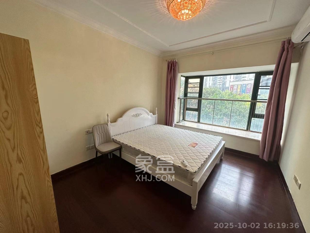 恒大翡翠华庭 2室2厅1卫 1900.0元/月 恒大翡翠华庭 2室2厅1卫 1900.0元/月室内图