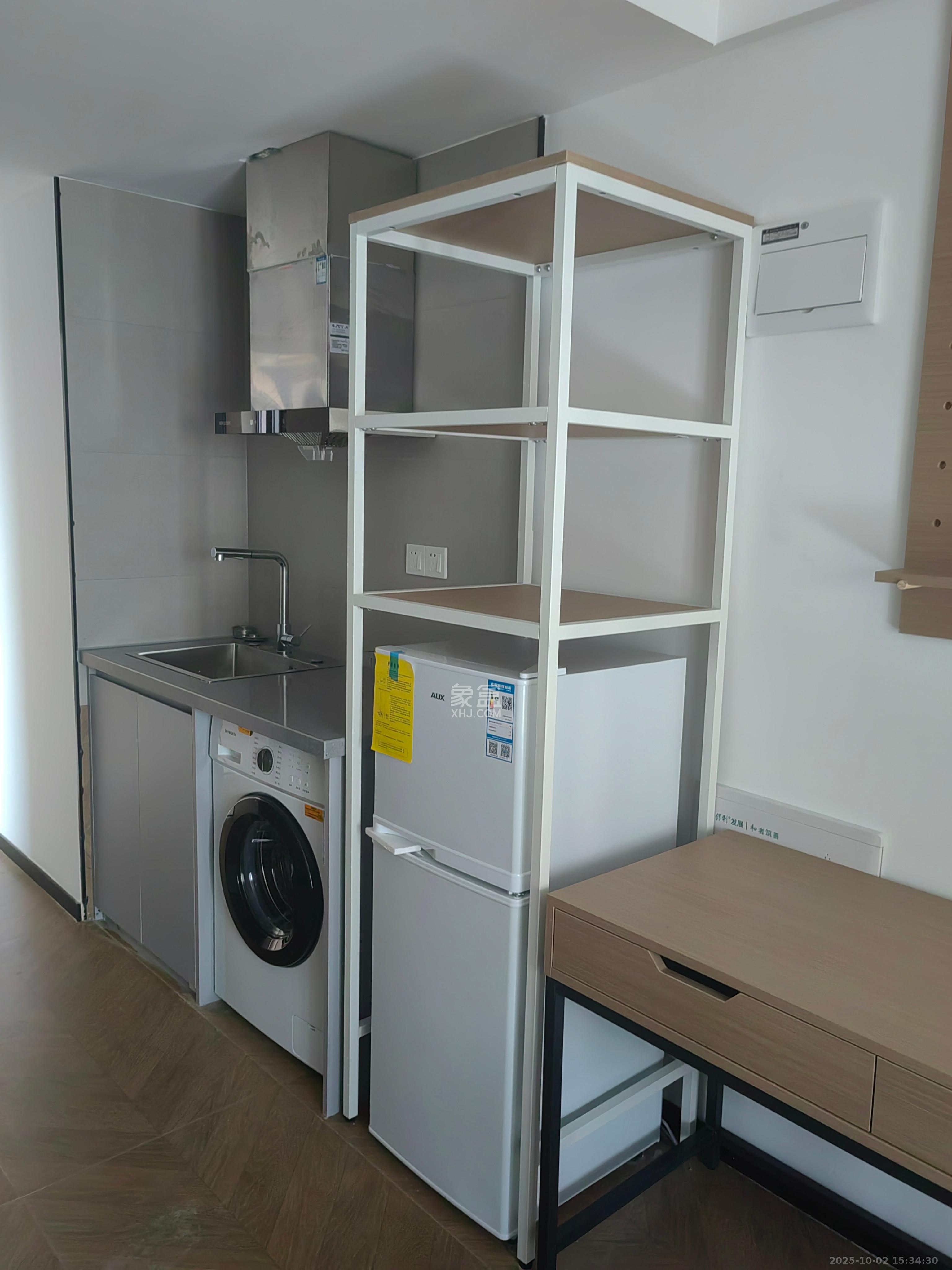 保利中环广场(保利中悦苑)  1室0厅1卫    1430.0元/月 保利中环广场(保利中悦苑)  1室0厅1卫    1430.0元/月室内图