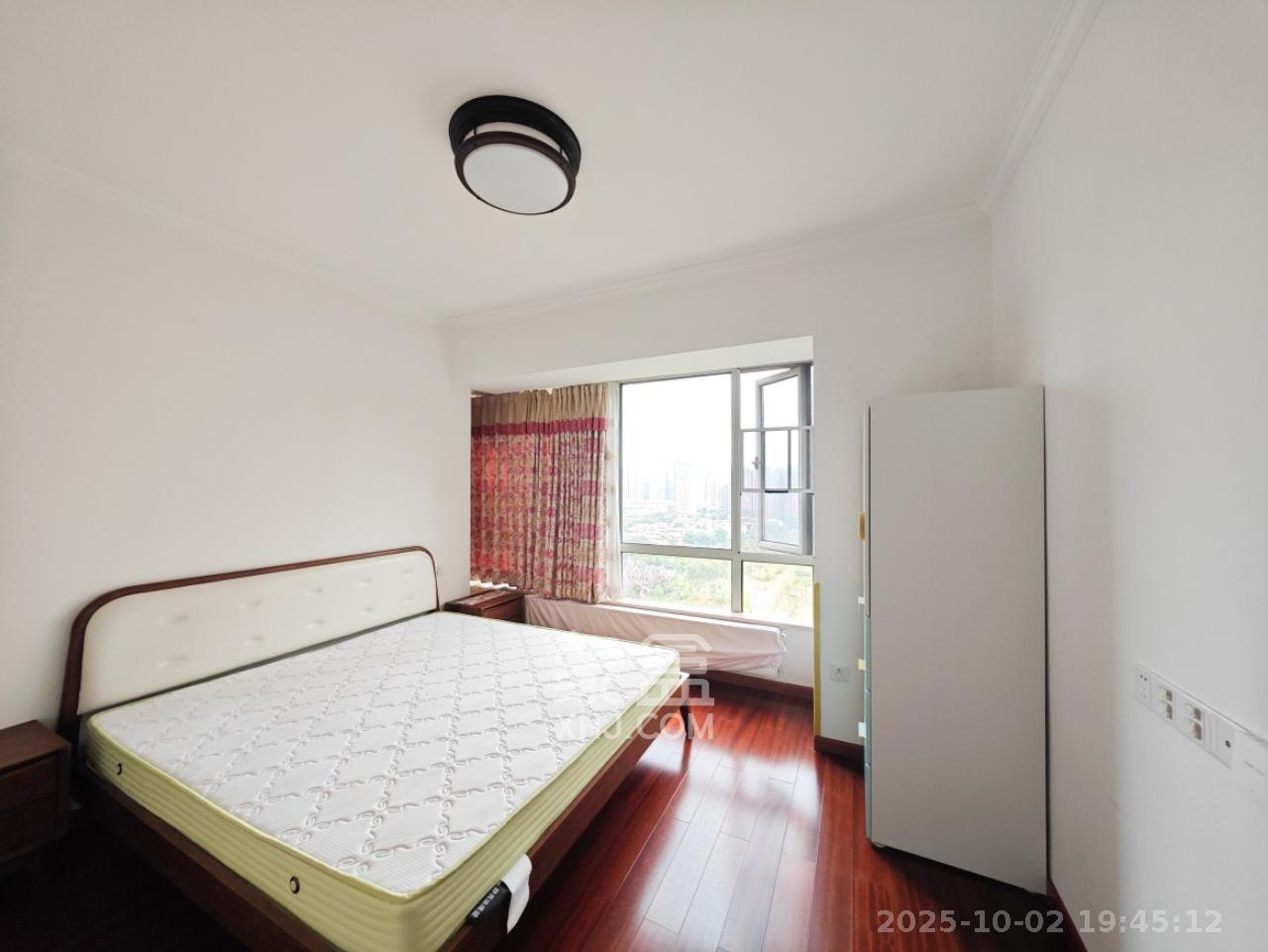 五矿万境水岸二期(五矿万境水岸和苑) 3室2厅2卫 3500.0元/月 五矿万境水岸二期(五矿万境水岸和苑) 3室2厅2卫 3500.0元/月室内图