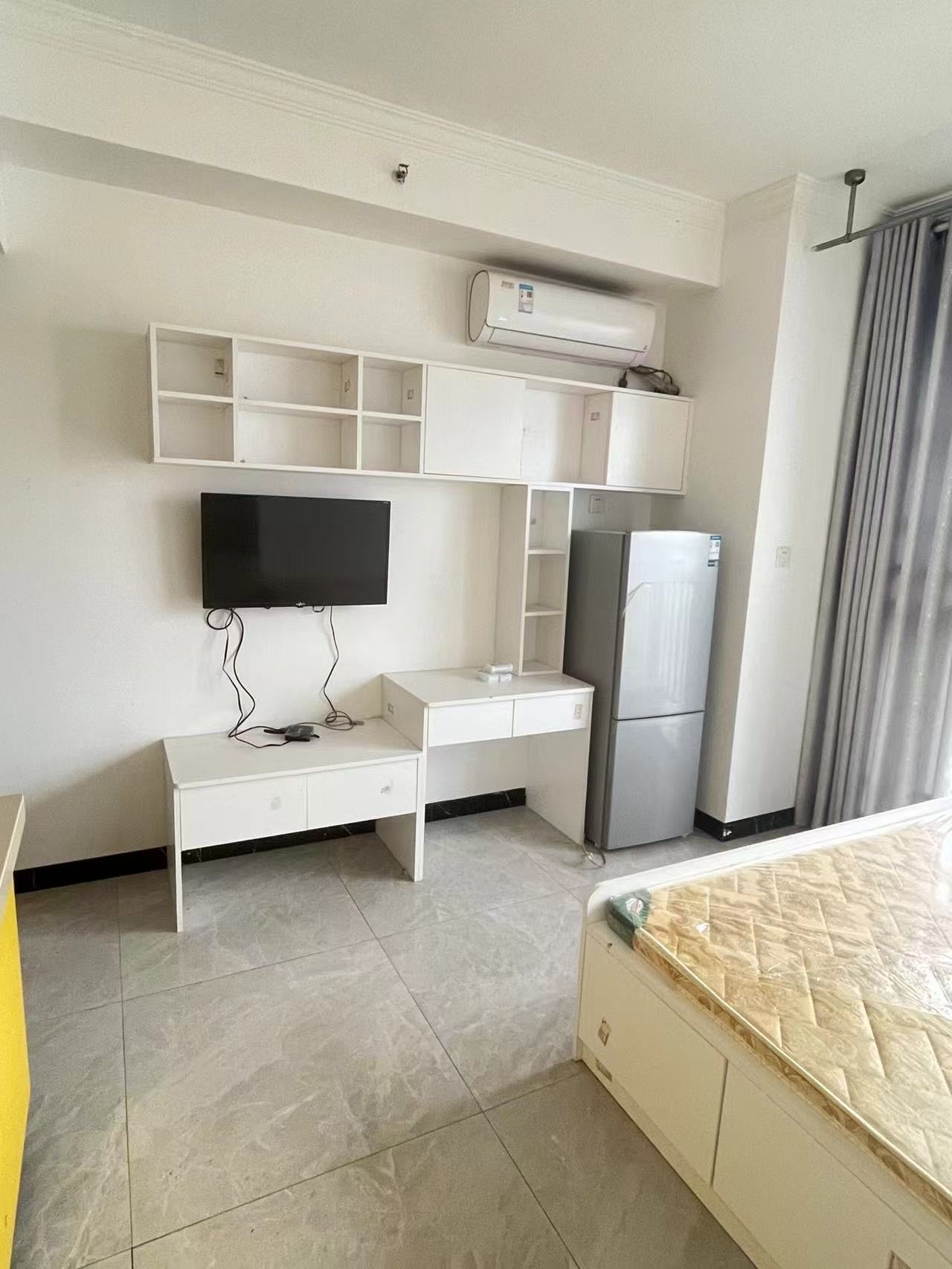 五江碧桂园城市广场  1室1厅1卫    800.0元/月 五江碧桂园城市广场  1室1厅1卫    800.0元/月