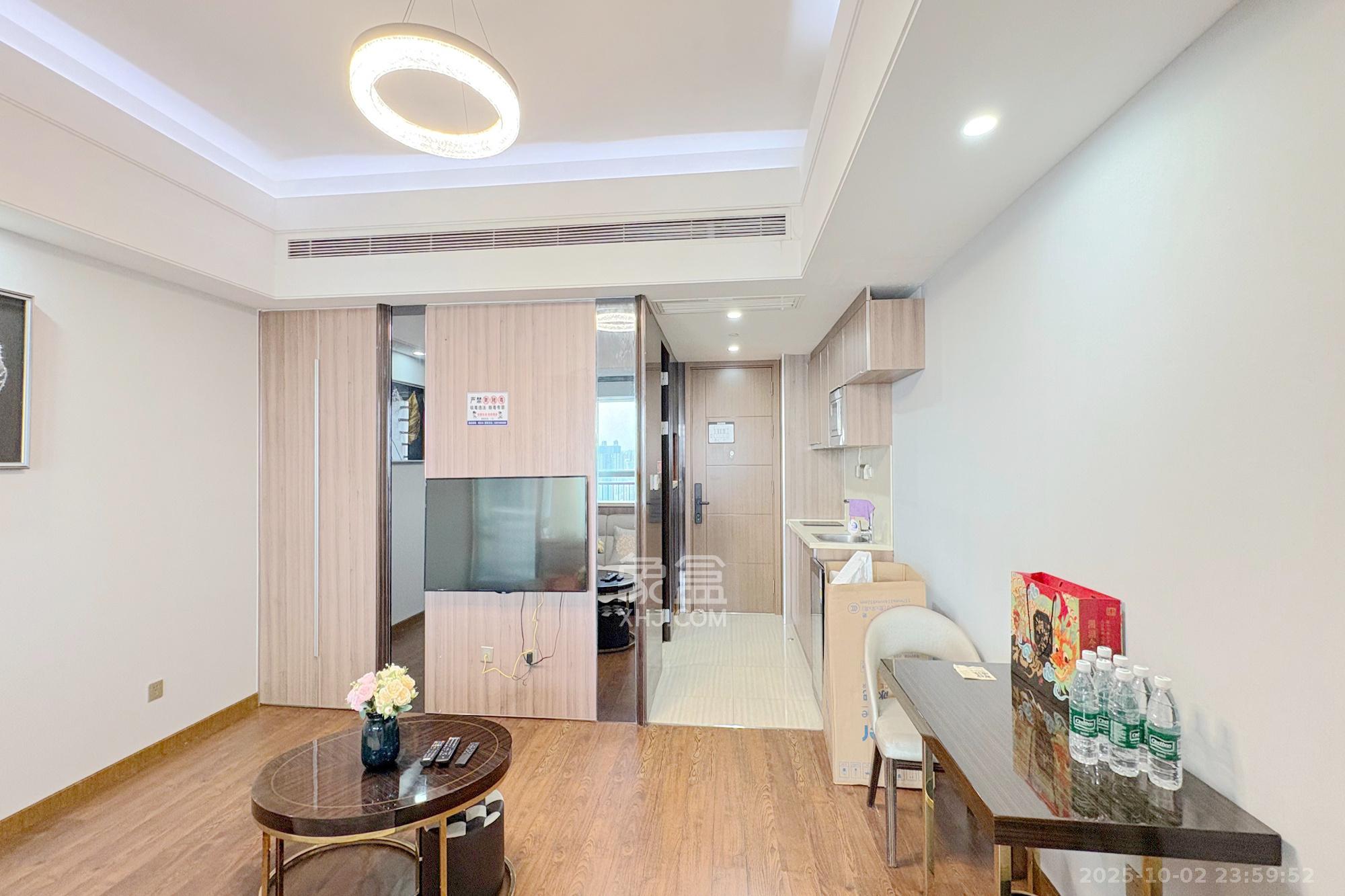 华远国际公寓 1室1厅1卫 90.0万 华远国际公寓 1室1厅1卫 90.0万卧室