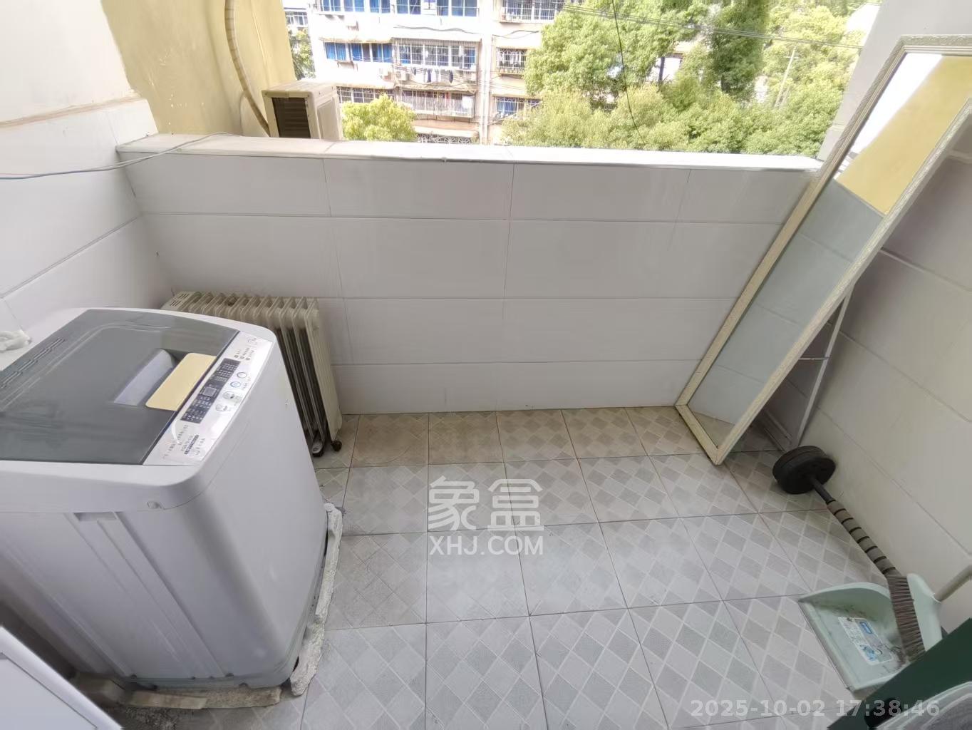 华盛家园 1室1厅1卫 1600.0元/月 华盛家园 1室1厅1卫 1600.0元/月室内图