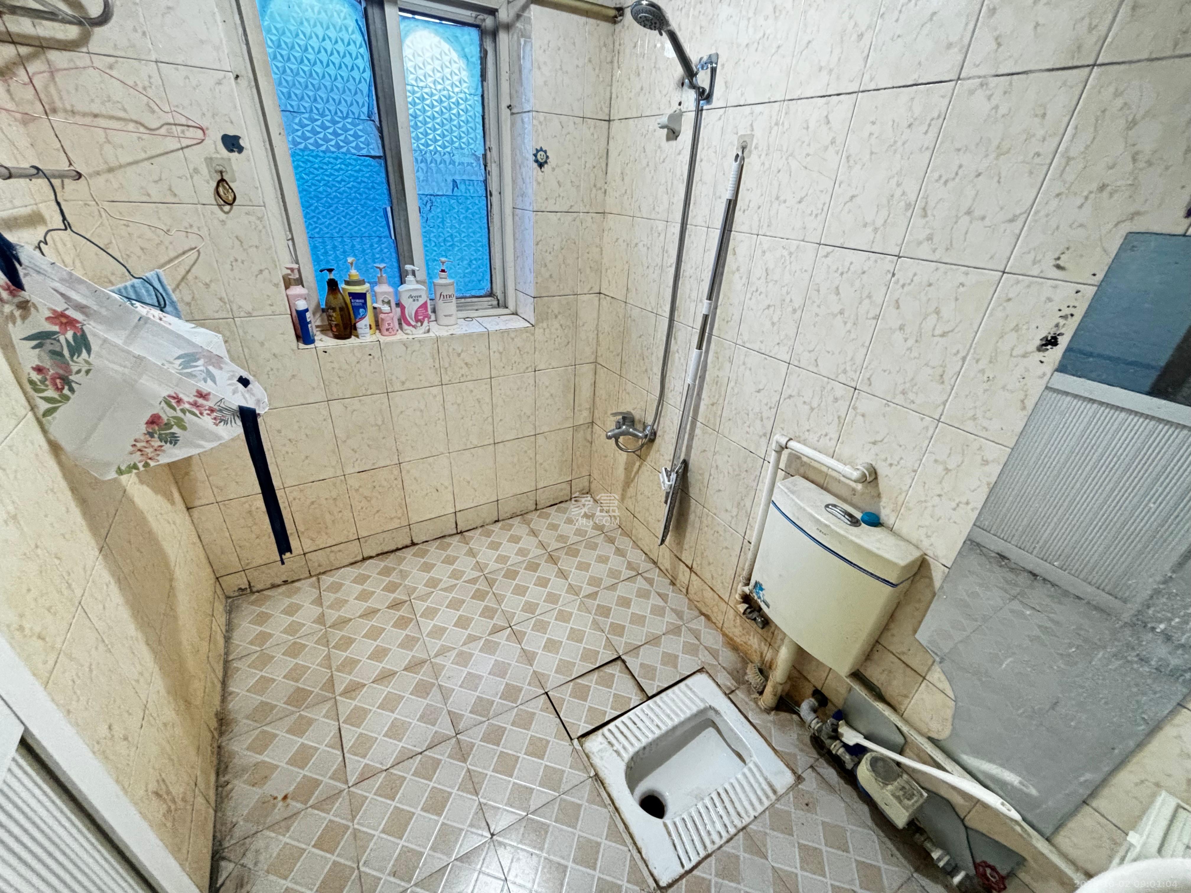 荷花园电信宿舍（天辰荷花苑）  1室2厅1卫    1600.0元/月室内图