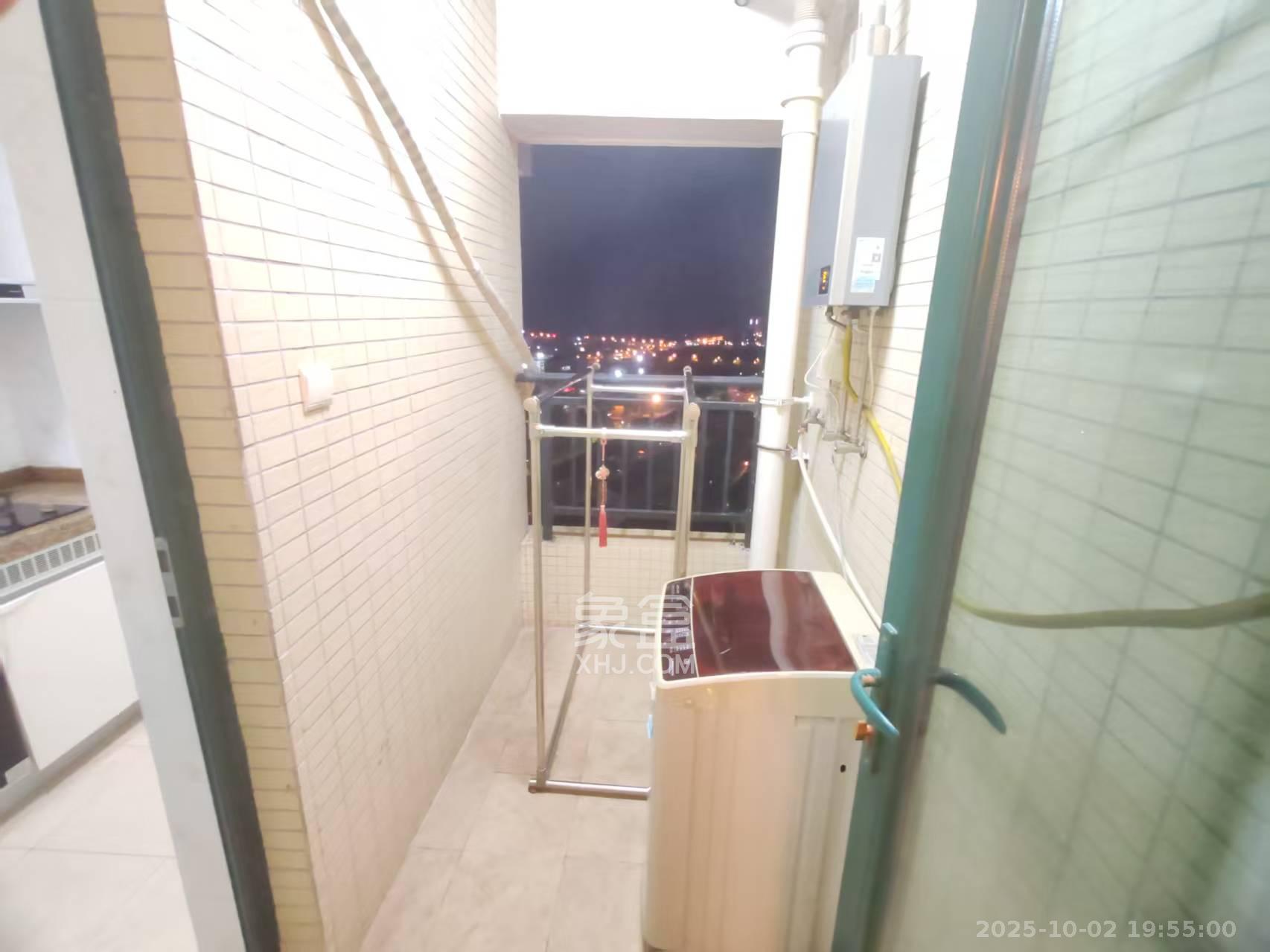 恒大翡翠华庭 1室1厅1卫 1100.0元/月 恒大翡翠华庭 1室1厅1卫 1100.0元/月室内图