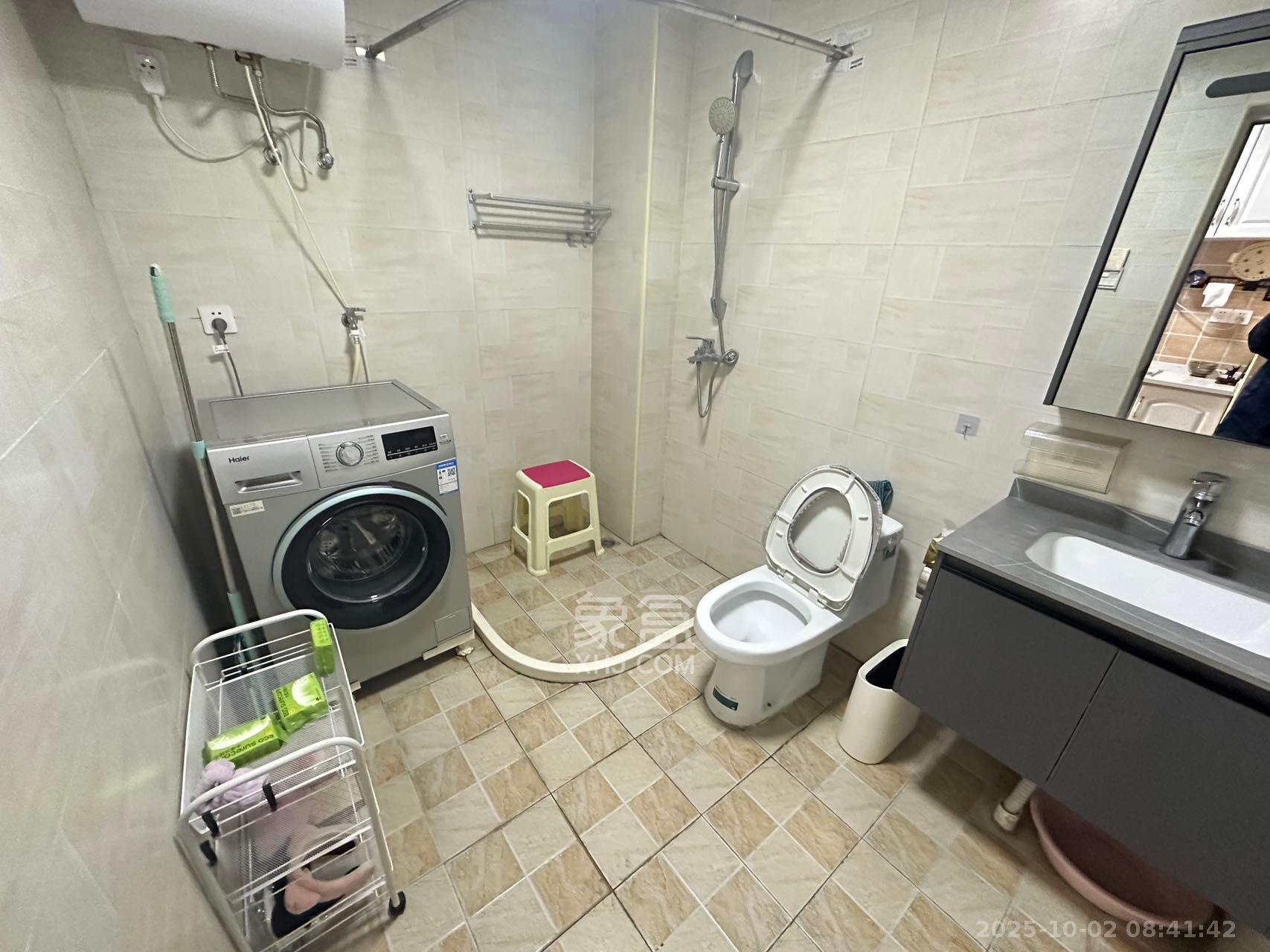 沁园春御院 1室1厅1卫 1900.0元/月 沁园春御院 1室1厅1卫 1900.0元/月室内图