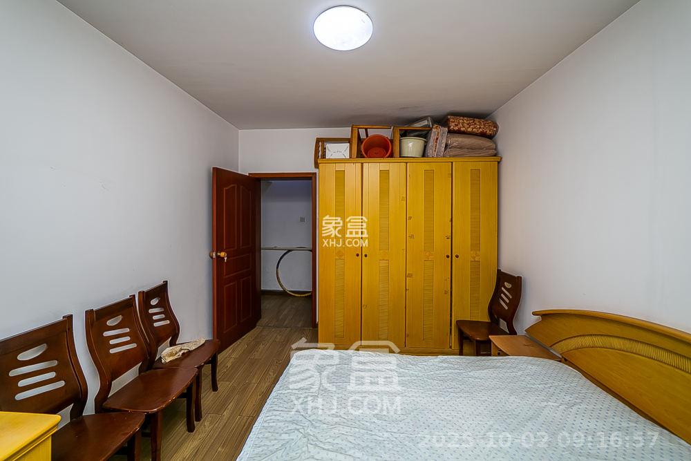 裕南大厦  3室2厅2卫   3000.00元/月室内图