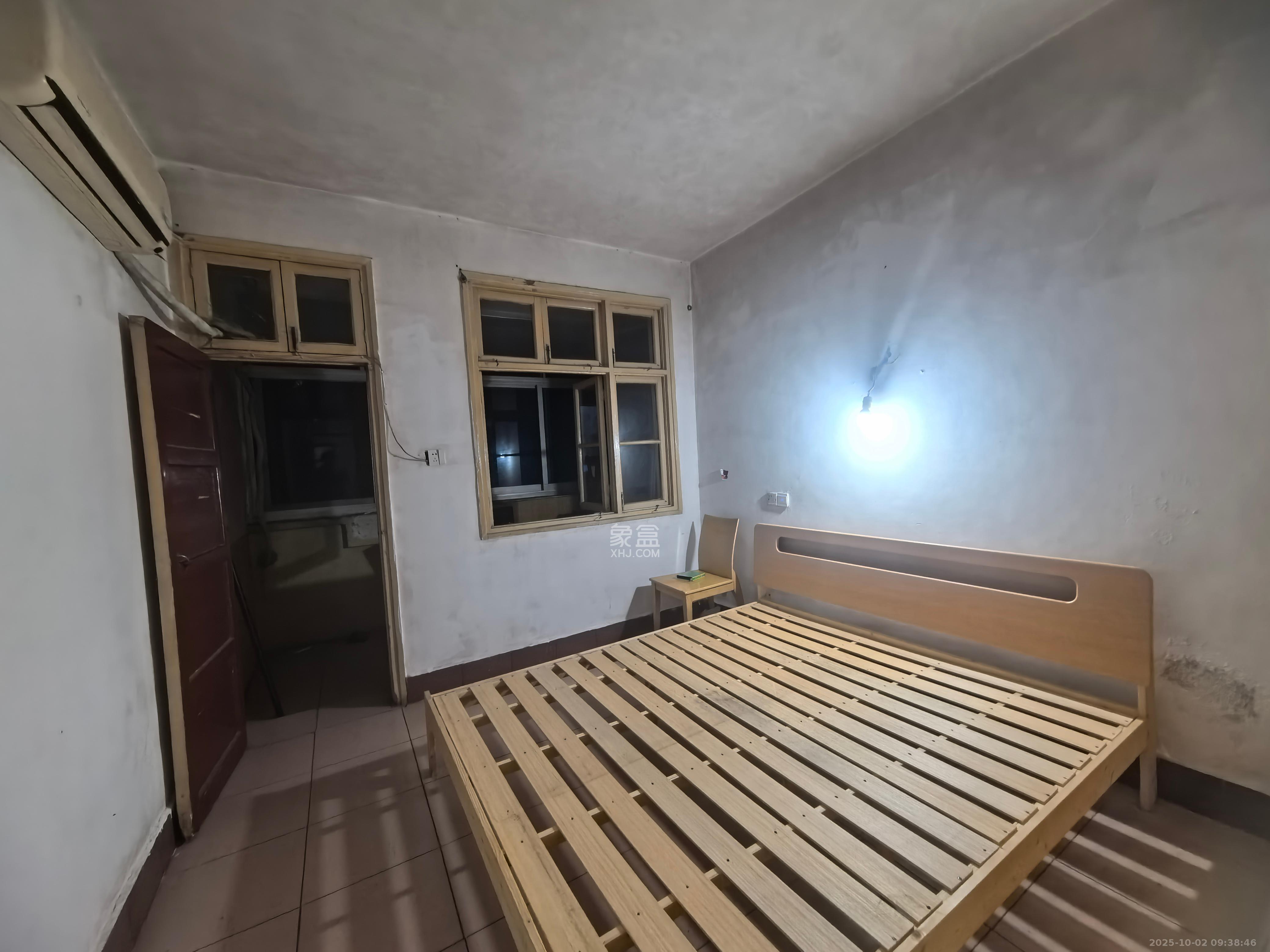 三角塘88号(原长沙市轻化公司宿舍) 2室1厅1卫 1200.0元/月 三角塘88号(原长沙市轻化公司宿舍) 2室1厅1卫 1200.0元/月室内图