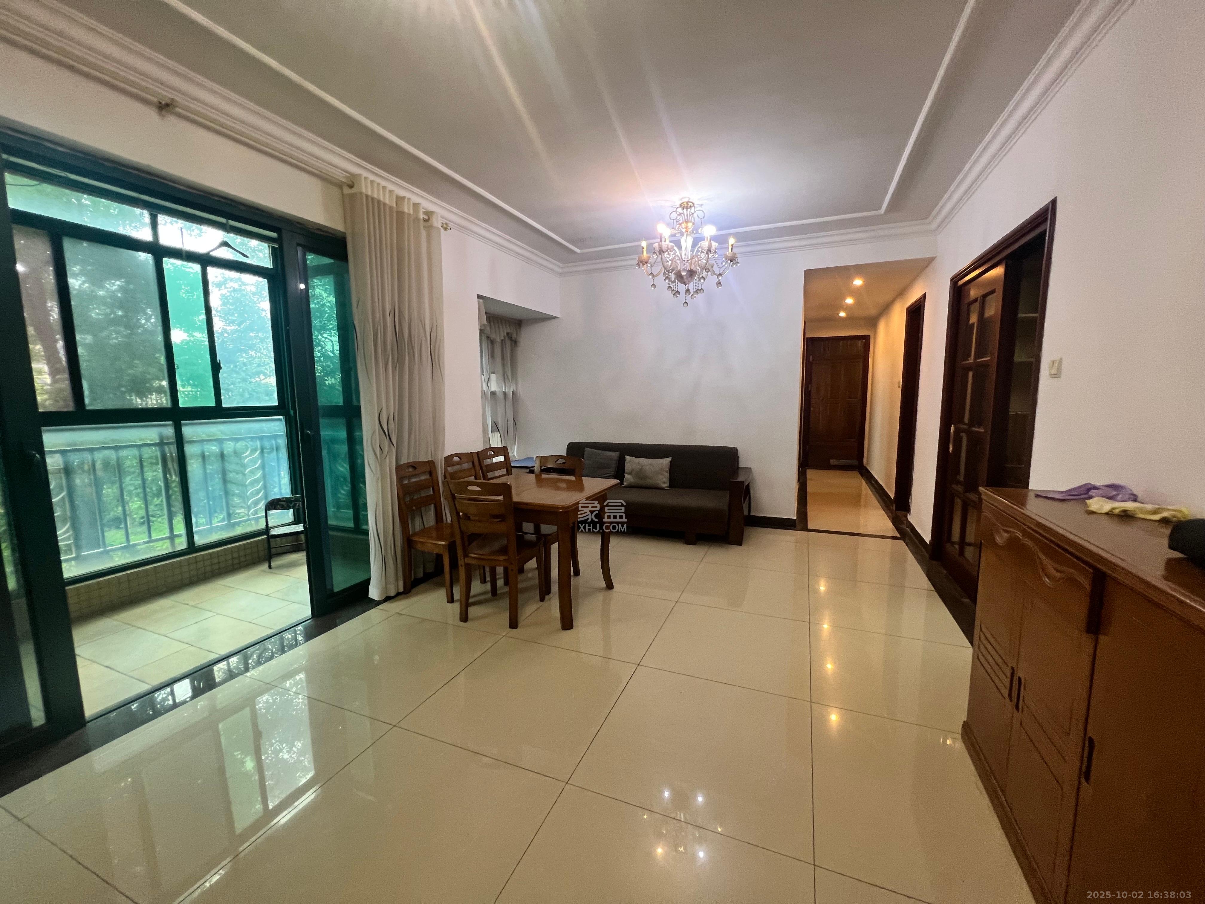 恒大绿洲 3室2厅2卫 2500.0元/月 恒大绿洲 3室2厅2卫 2500.0元/月室内图