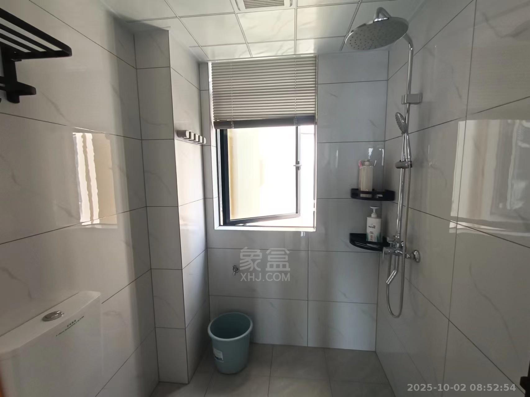 经世龙城 3室2厅1卫 2200.0元/月 经世龙城 3室2厅1卫 2200.0元/月室内图