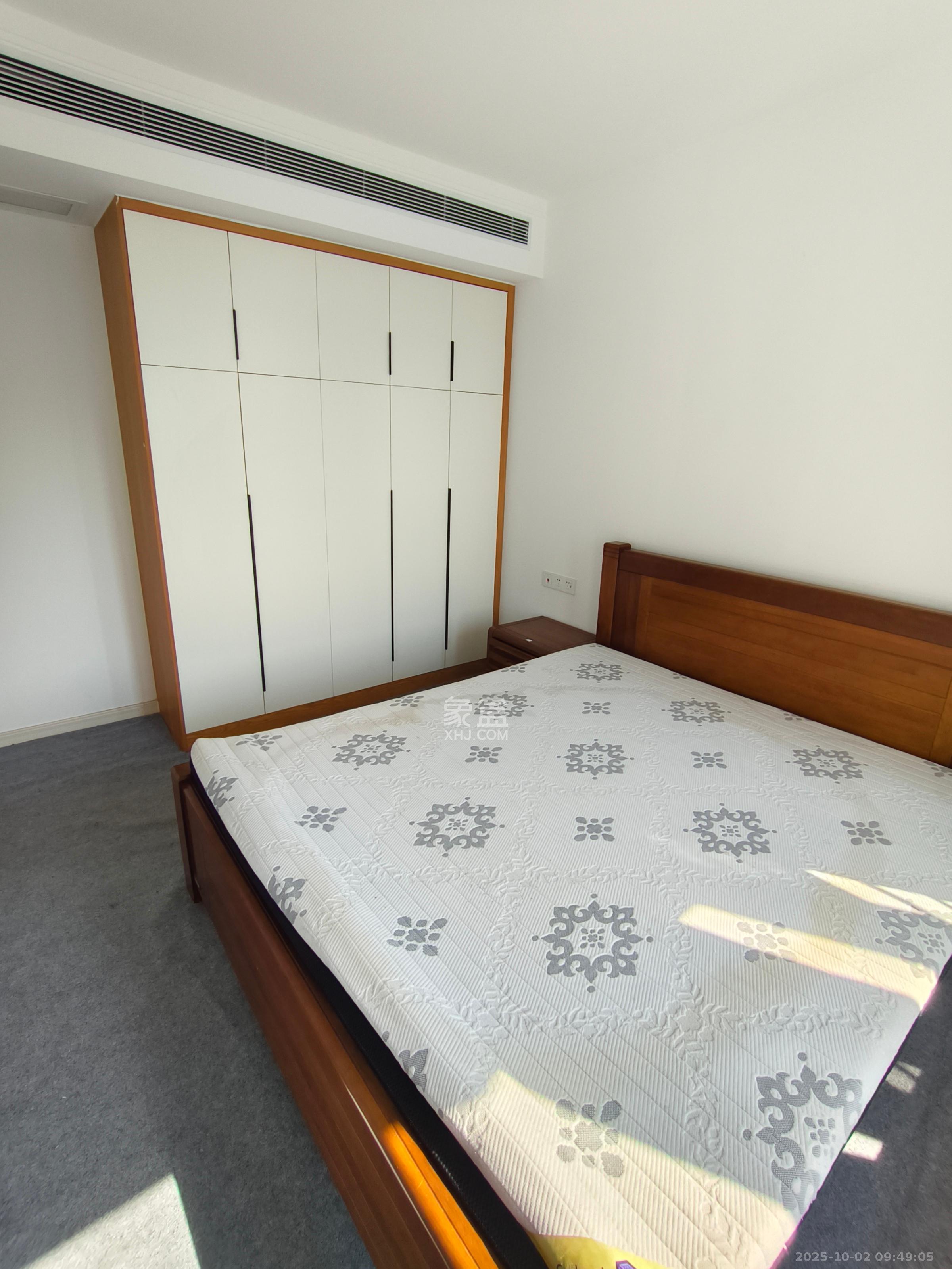 万科金色梦想C区  3室2厅1卫    3500.0元/月 万科金色梦想C区  3室2厅1卫    3500.0元/月室内图