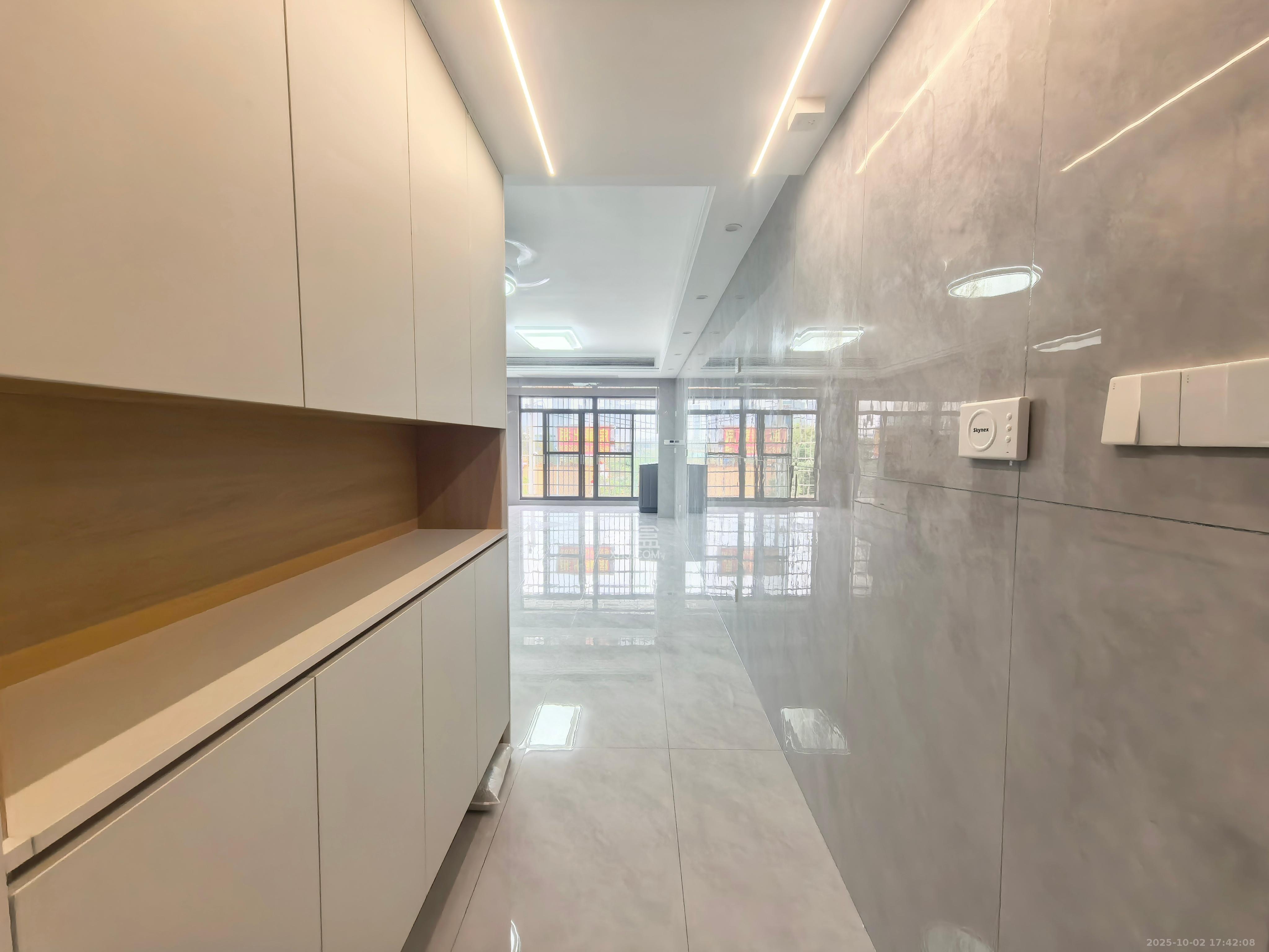 和景家园二期  2室2厅1卫    2000.0元/月室内图