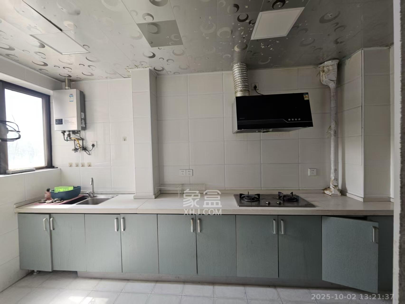 高信向日葵 2室2厅1卫 2350.0元/月 高信向日葵 2室2厅1卫 2350.0元/月室内图