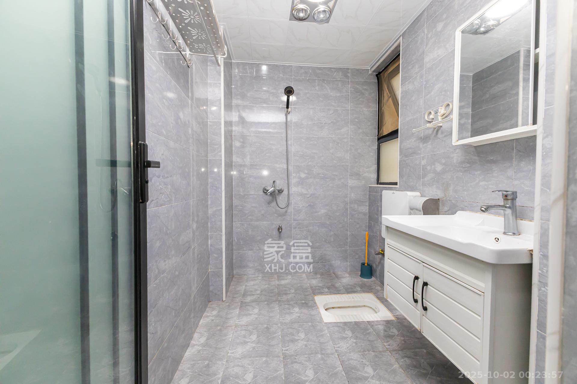 明发阅江悦府  3室2厅1卫    88.0万 明发阅江悦府  3室2厅1卫    88.0万卫生间