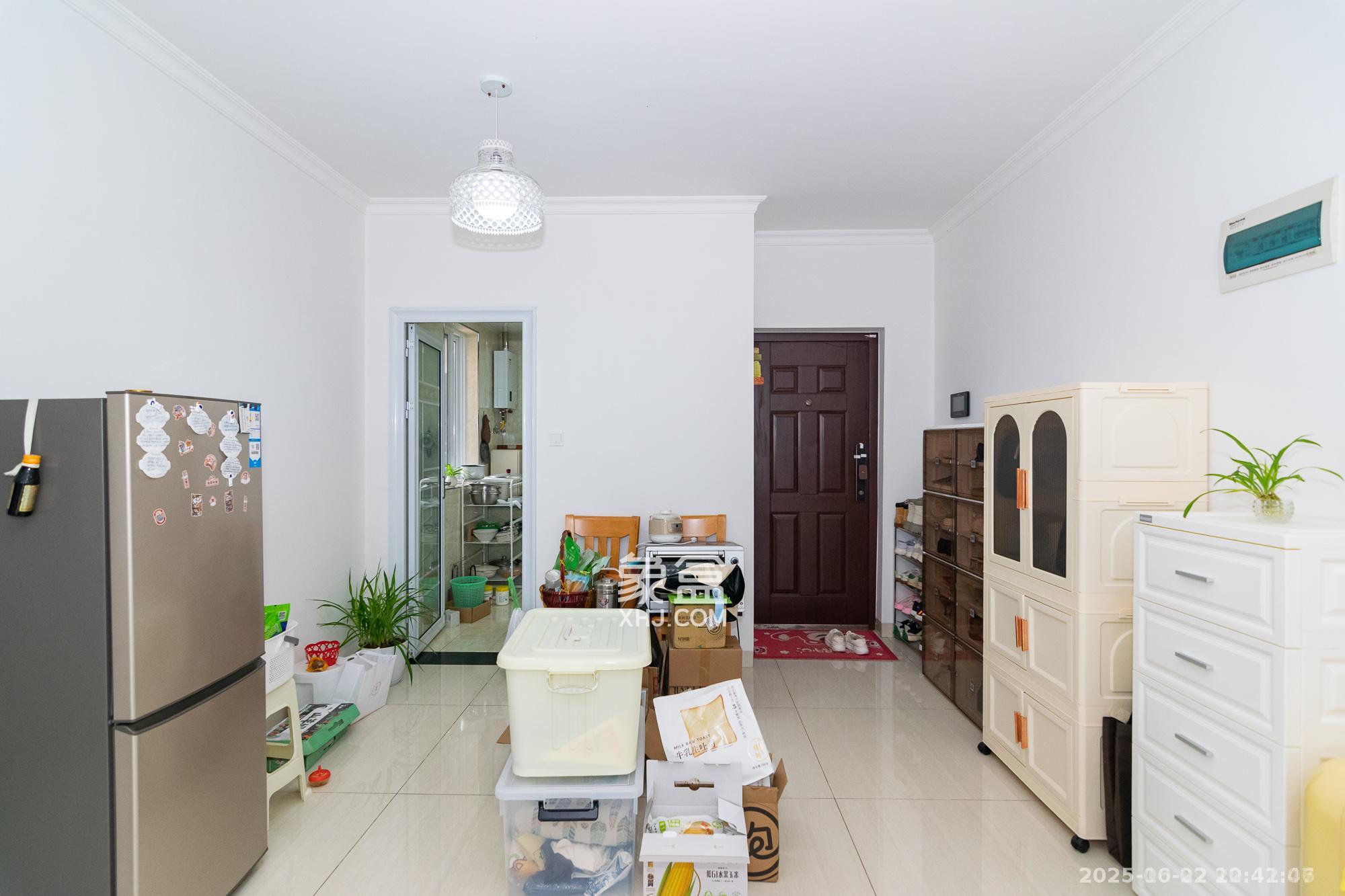 荣盛岳麓峰景 3室2厅1卫 2000.0元/月 荣盛岳麓峰景 3室2厅1卫 2000.0元/月室内图