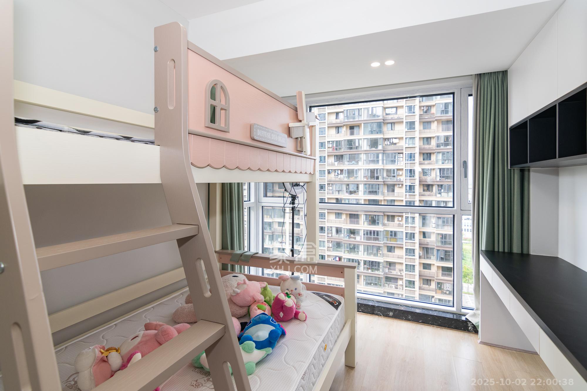 澳海望洲府 4室2厅2卫 69.8万 澳海望洲府 4室2厅2卫 69.8万卧室