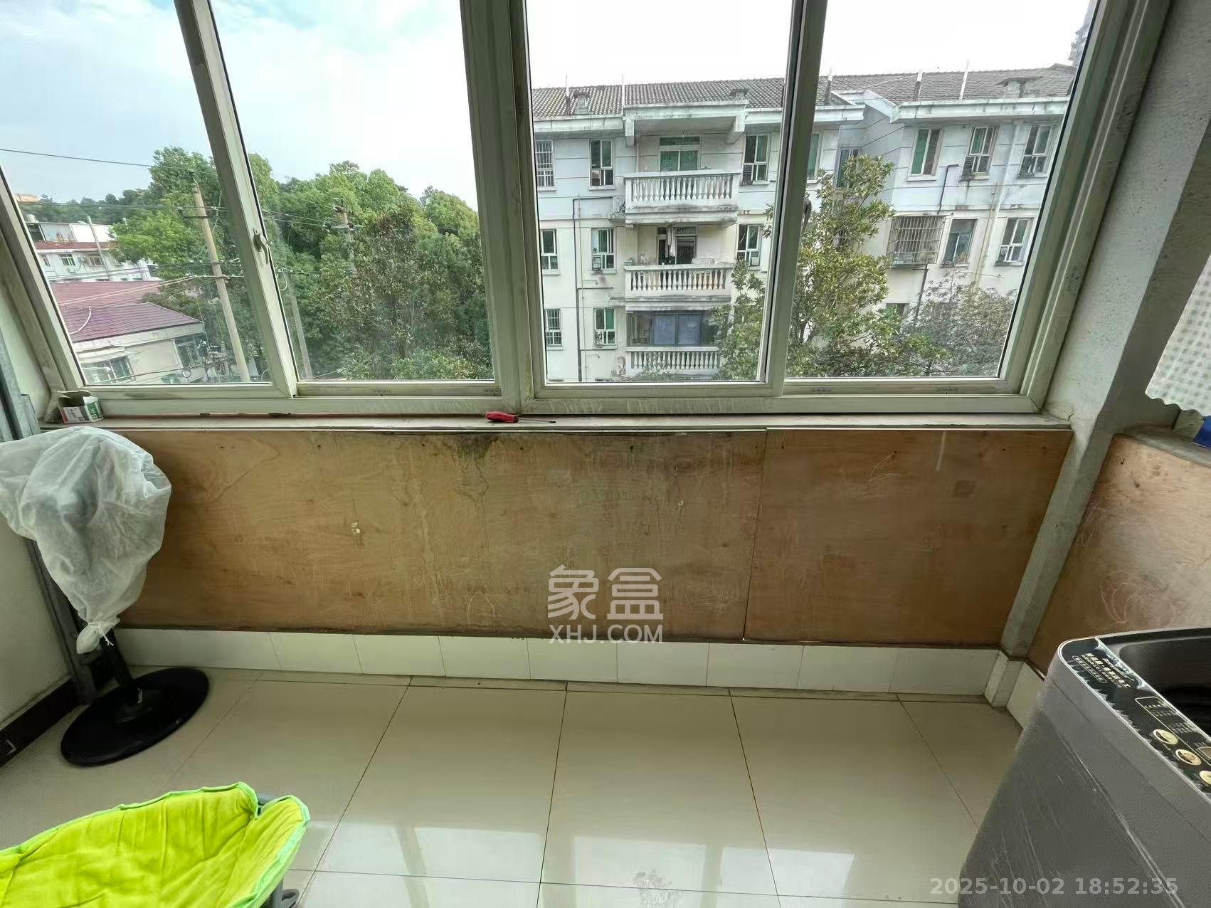 江南公寓 1室1厅1卫 1000.0元/月 江南公寓 1室1厅1卫 1000.0元/月室内图