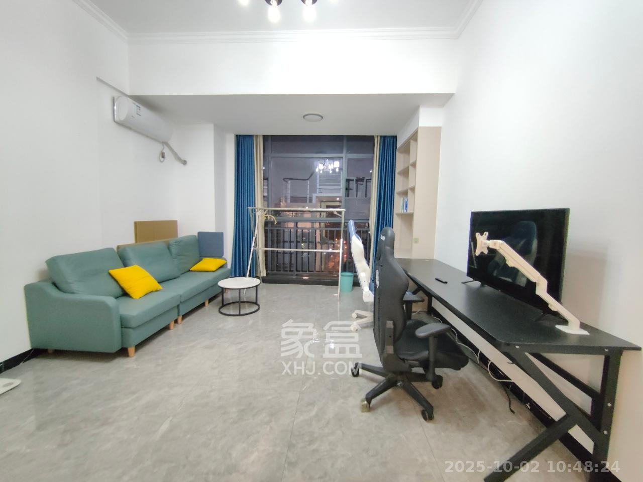 环亚高铁芯城  1室1厅1卫    1700.0元/月 环亚高铁芯城  1室1厅1卫    1700.0元/月