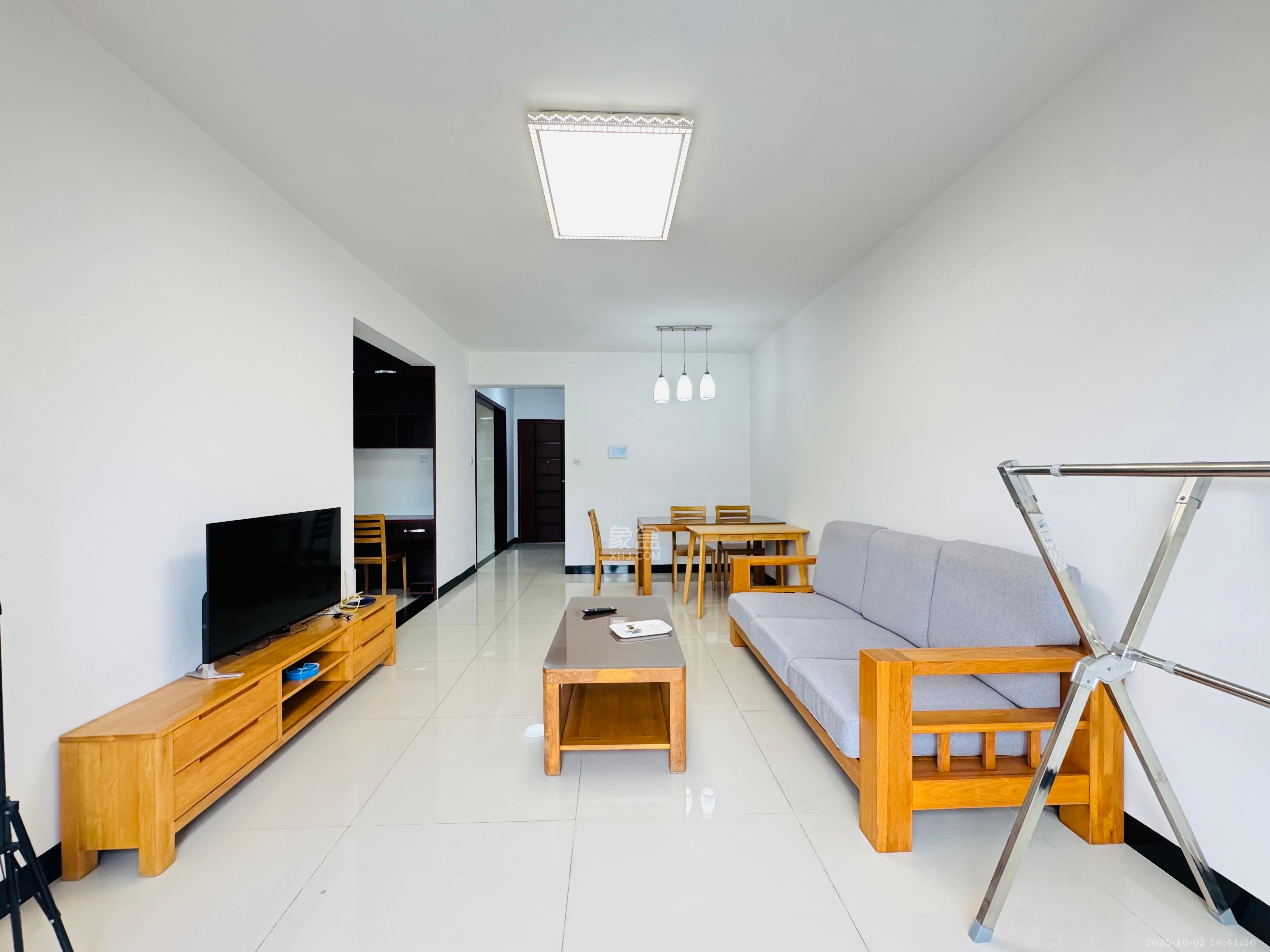 中海梅溪湖壹号 3室2厅1卫 2480.0元/月 中海梅溪湖壹号 3室2厅1卫 2480.0元/月室内图