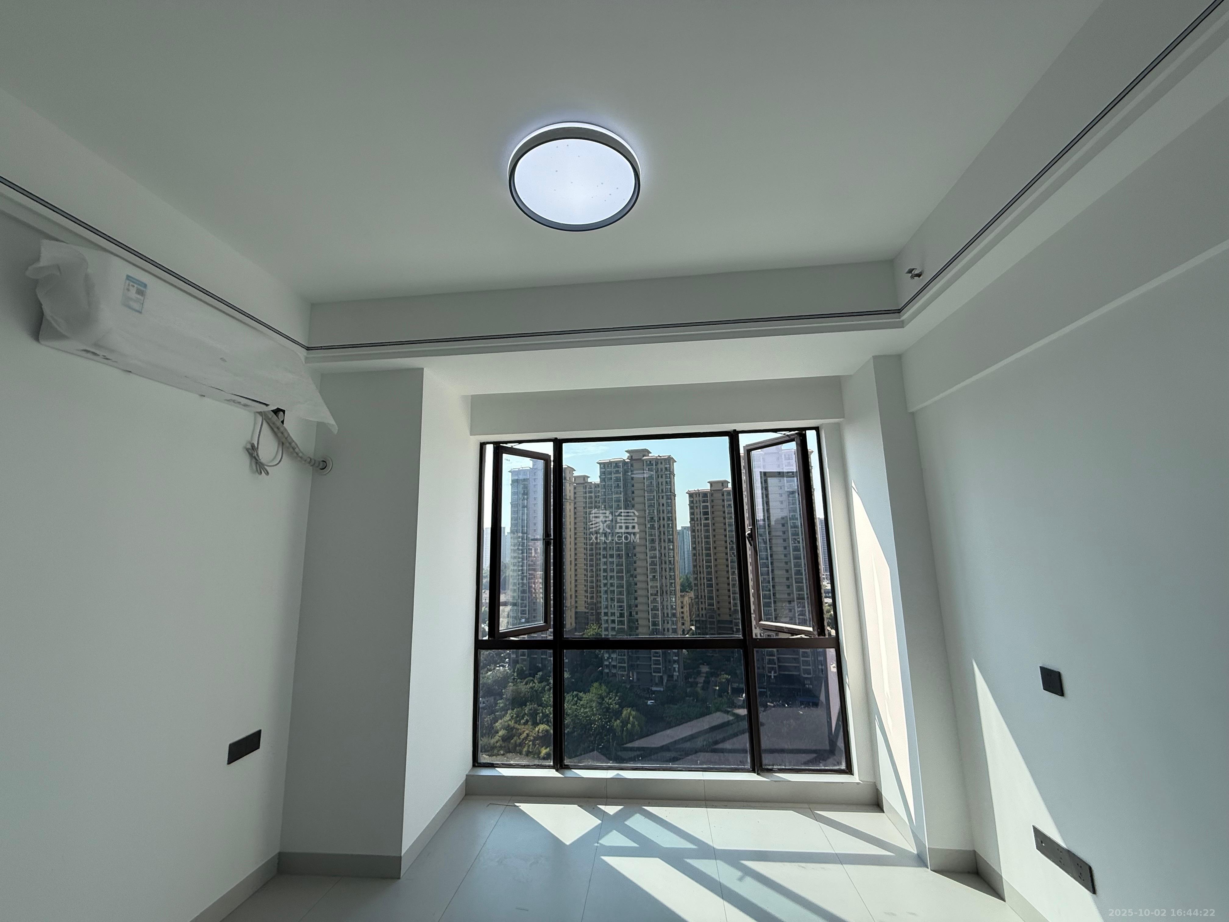 鄱阳汇金中心 1室0厅0卫 1500.0元/月 鄱阳汇金中心 1室0厅0卫 1500.0元/月室内图