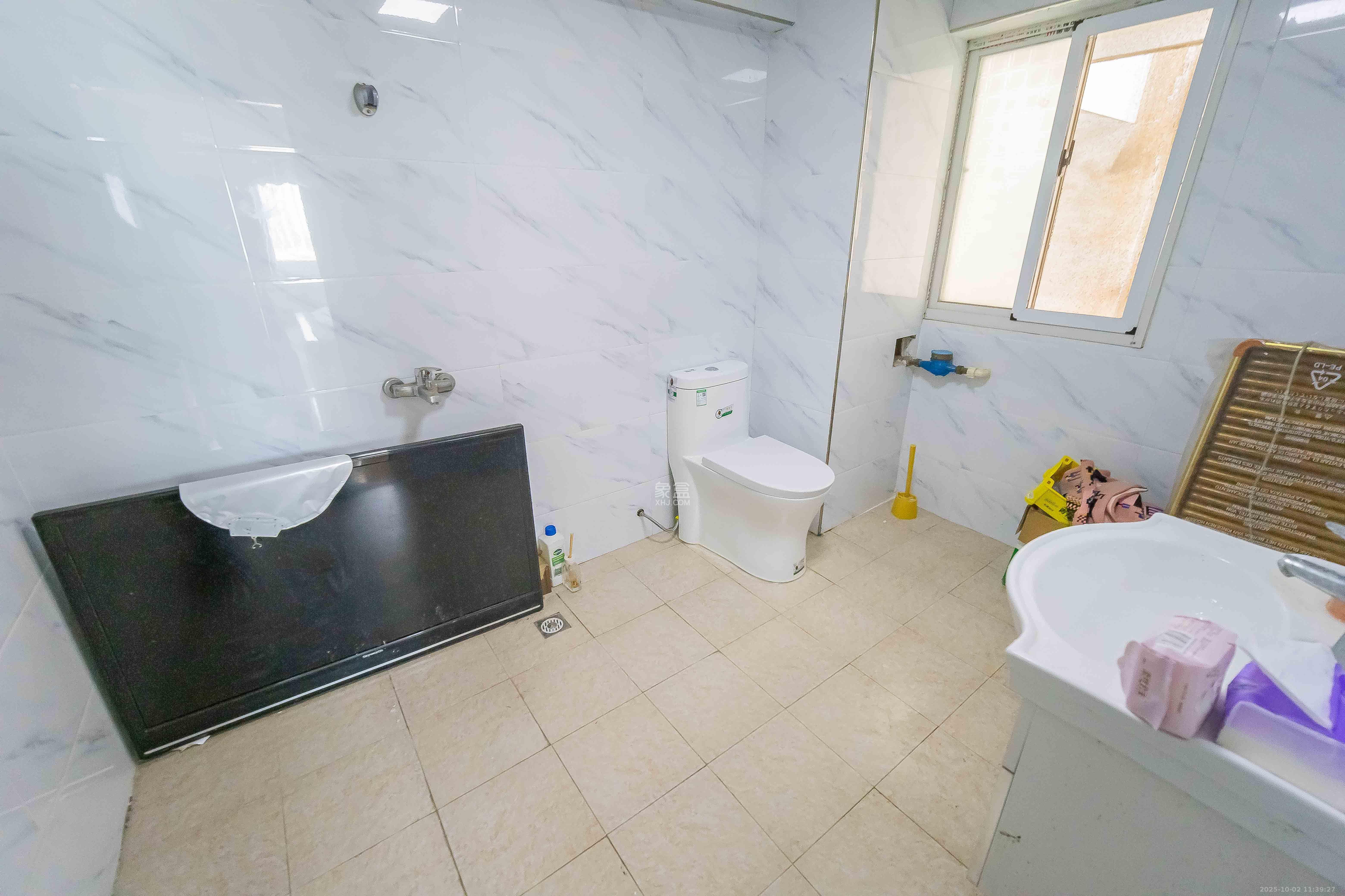 在水一方 3室2厅1卫 2600.0元/月 在水一方 3室2厅1卫 2600.0元/月室内图