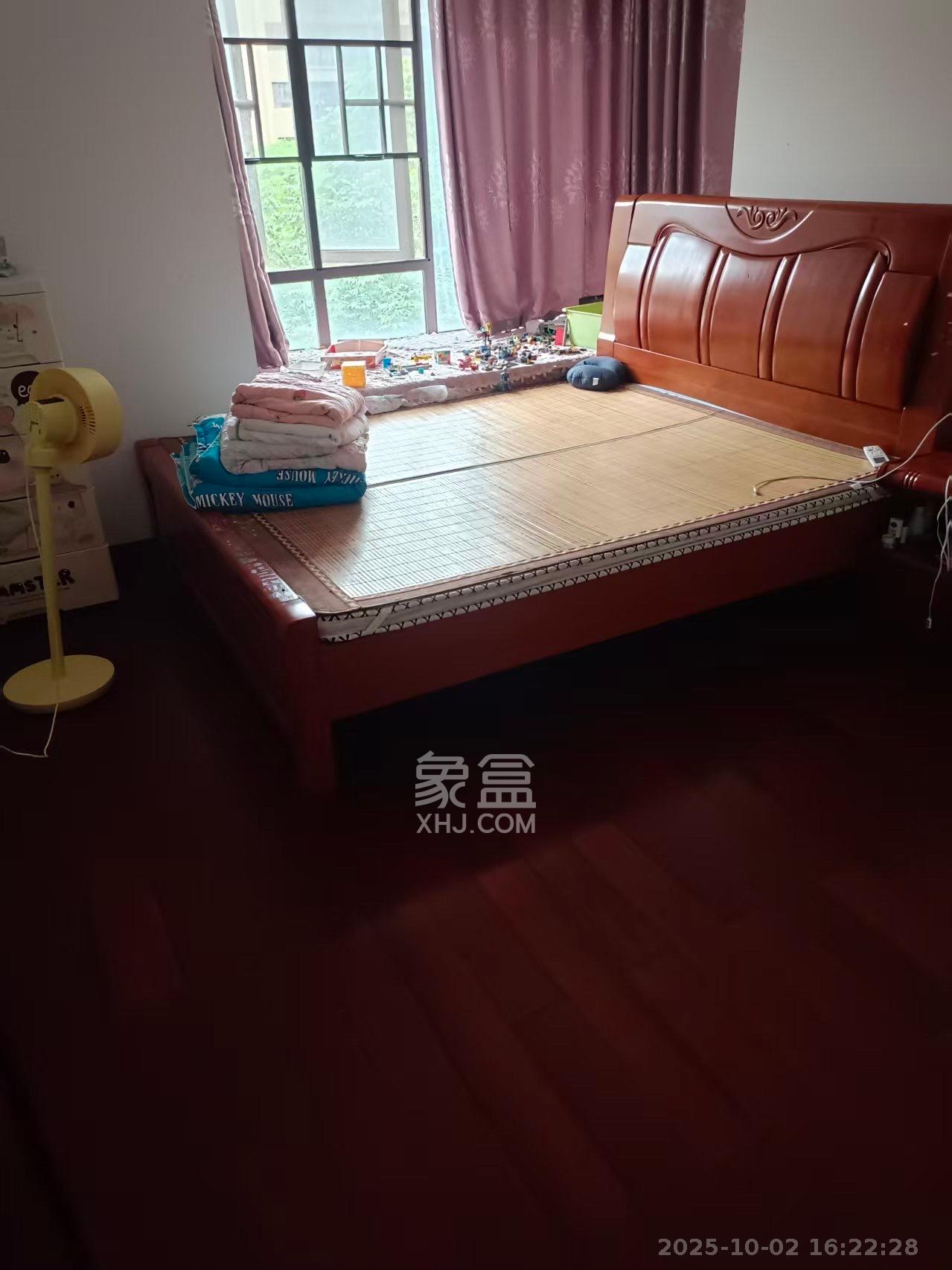 保利麓谷林语F区  1室2厅2卫   2600.00元/月室内图