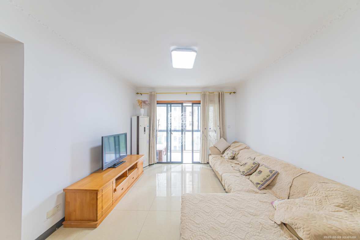 保利花园 2室2厅1卫 2200.0元/月 保利花园 2室2厅1卫 2200.0元/月室内图