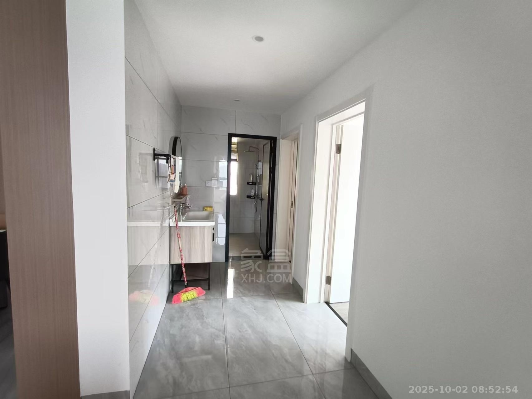 经世龙城 3室2厅1卫 2200.0元/月 经世龙城 3室2厅1卫 2200.0元/月室内图