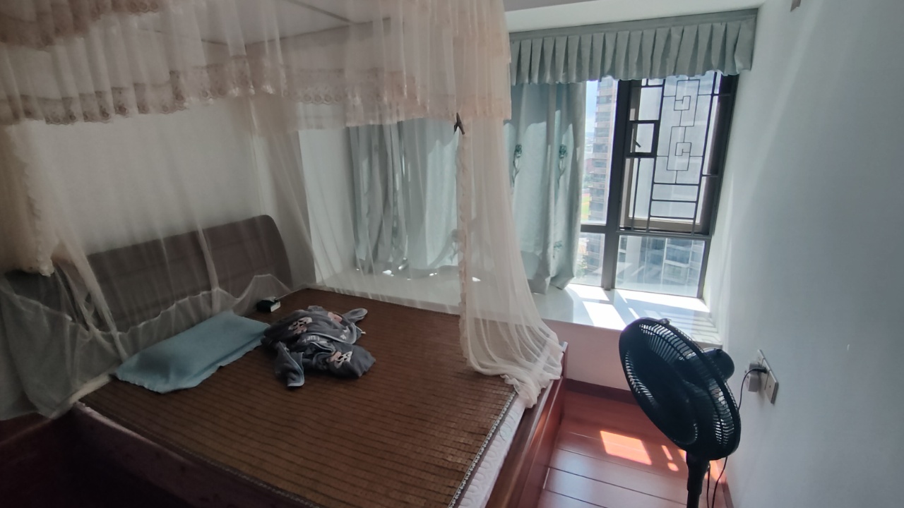 锦地翰城二期  4室2厅2卫    185.0万 锦地翰城二期  4室2厅2卫    185.0万