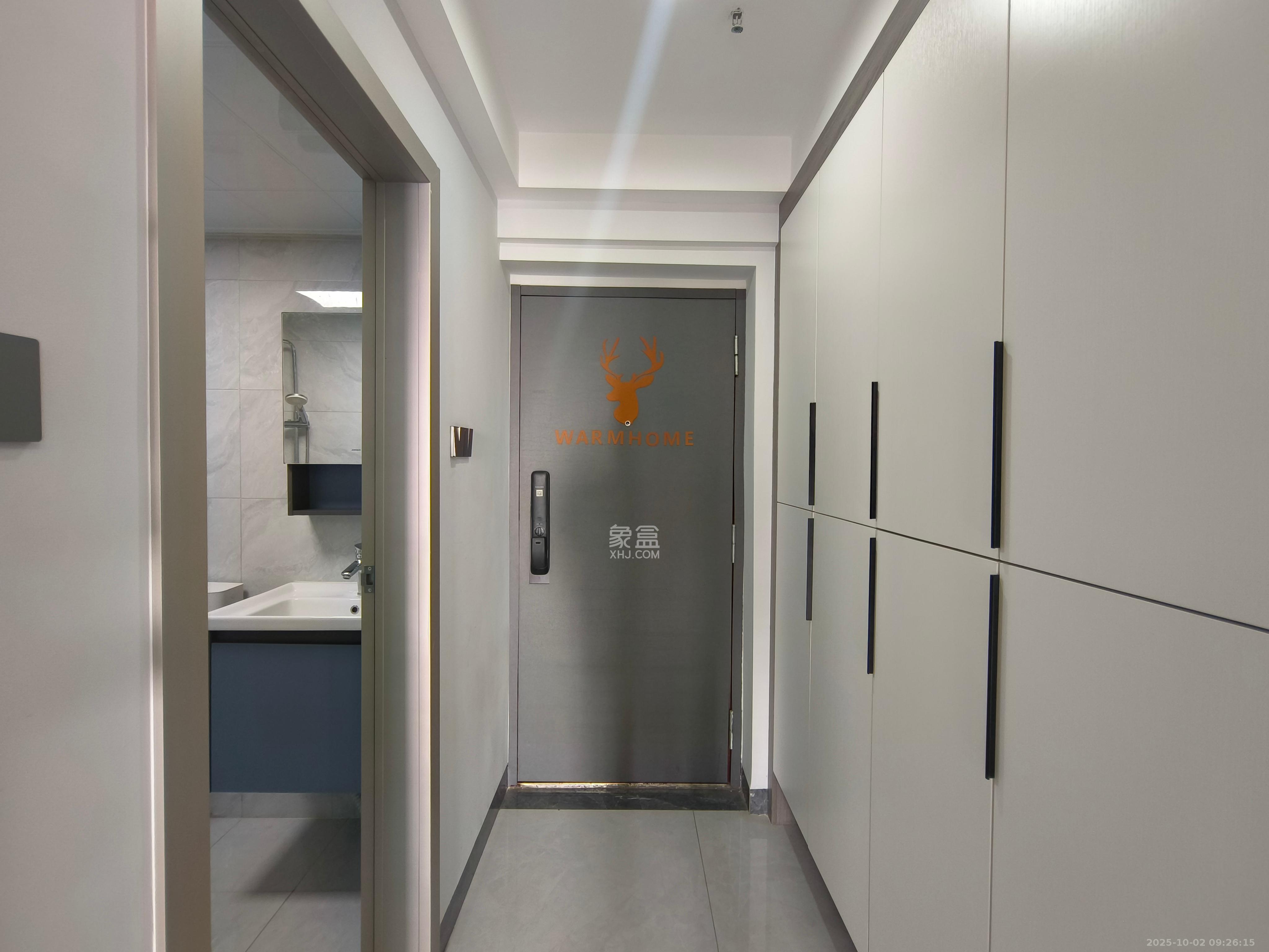 国泰九龙湾  1室1厅1卫    1600.0元/月 国泰九龙湾  1室1厅1卫    1600.0元/月室内图