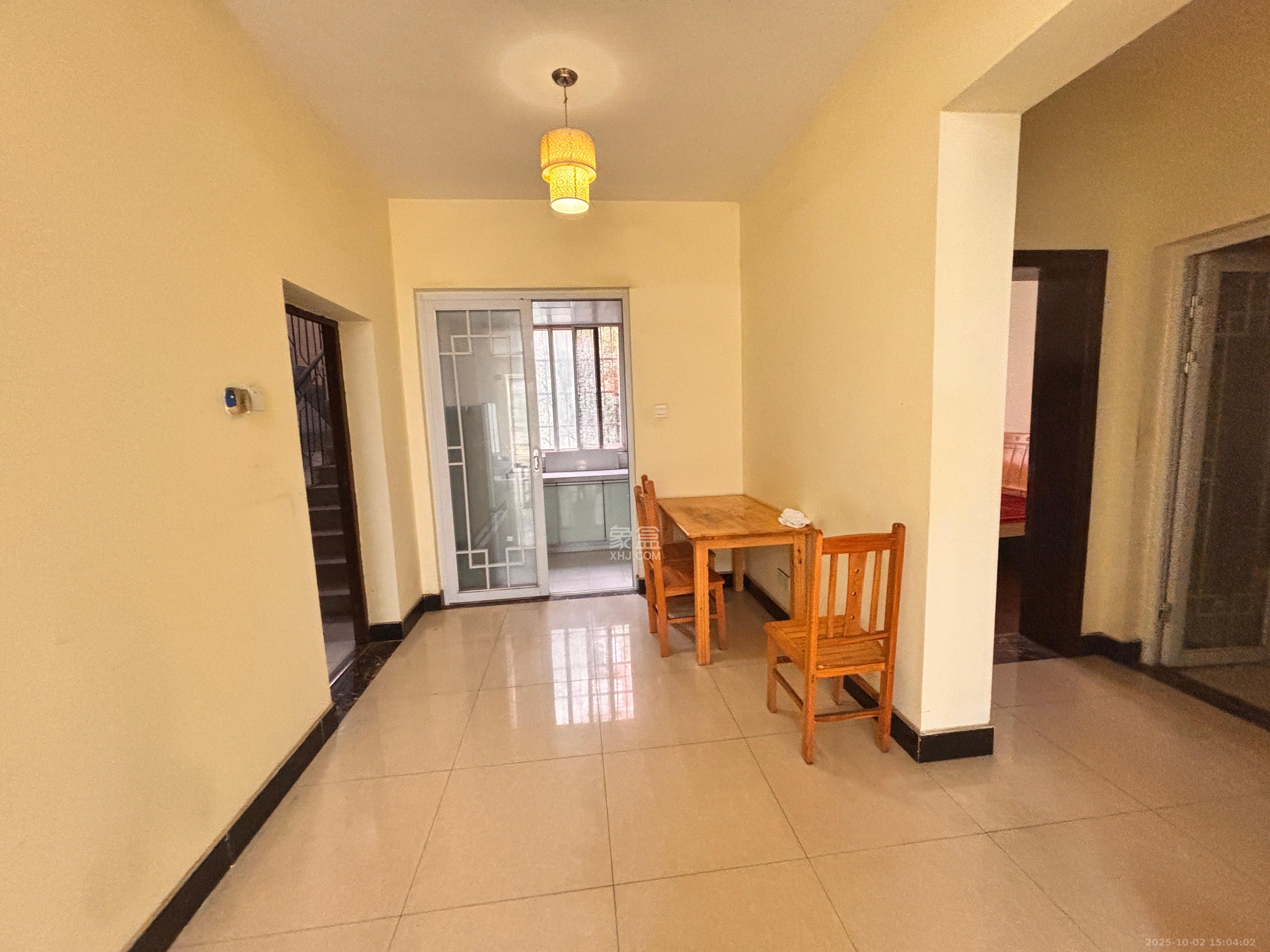 东城名苑  2室2厅1卫    1400.0元/月室内图