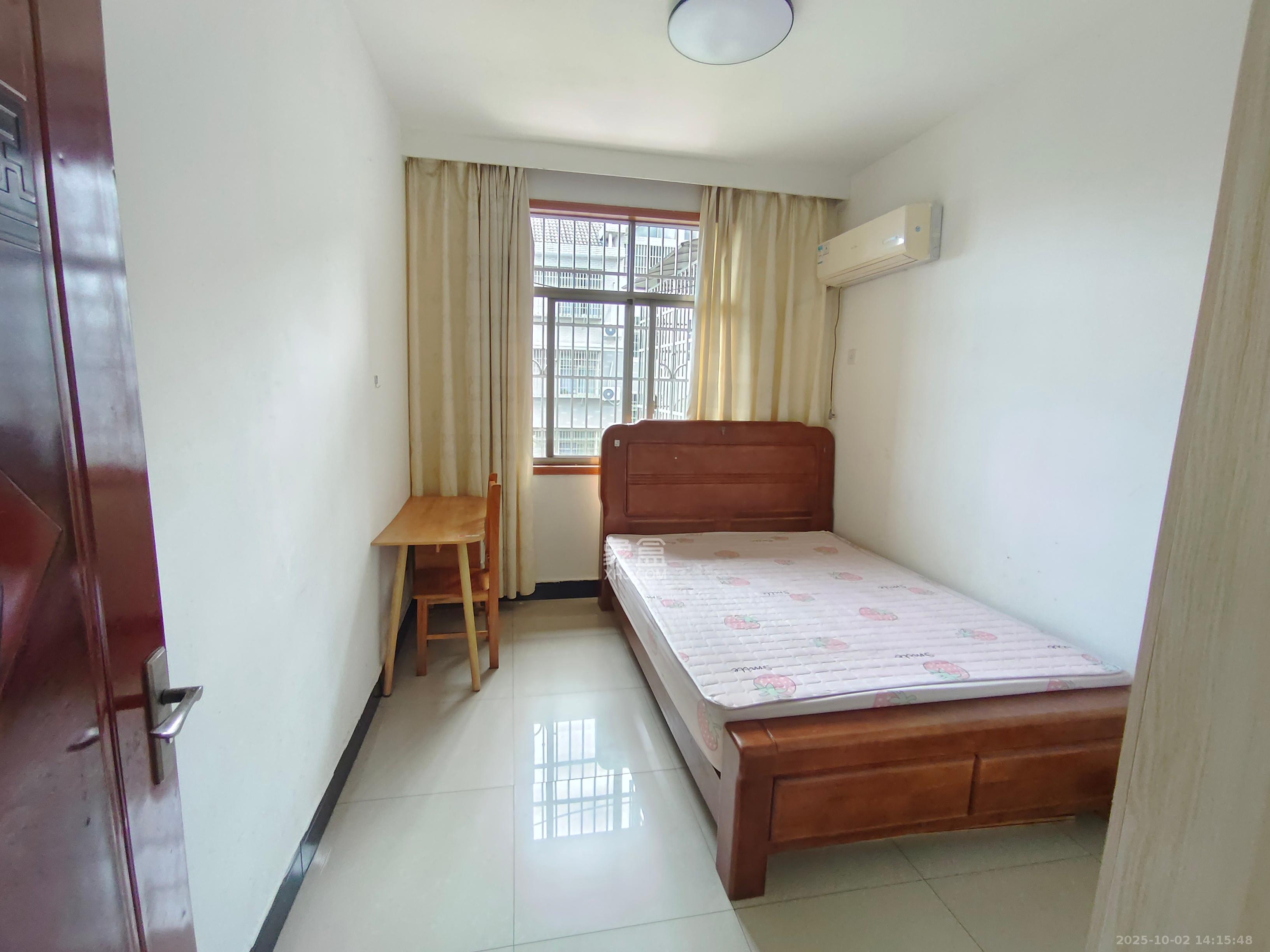 黄鹤小区3片 3室1厅1卫 1800.0元/月 黄鹤小区3片 3室1厅1卫 1800.0元/月室内图