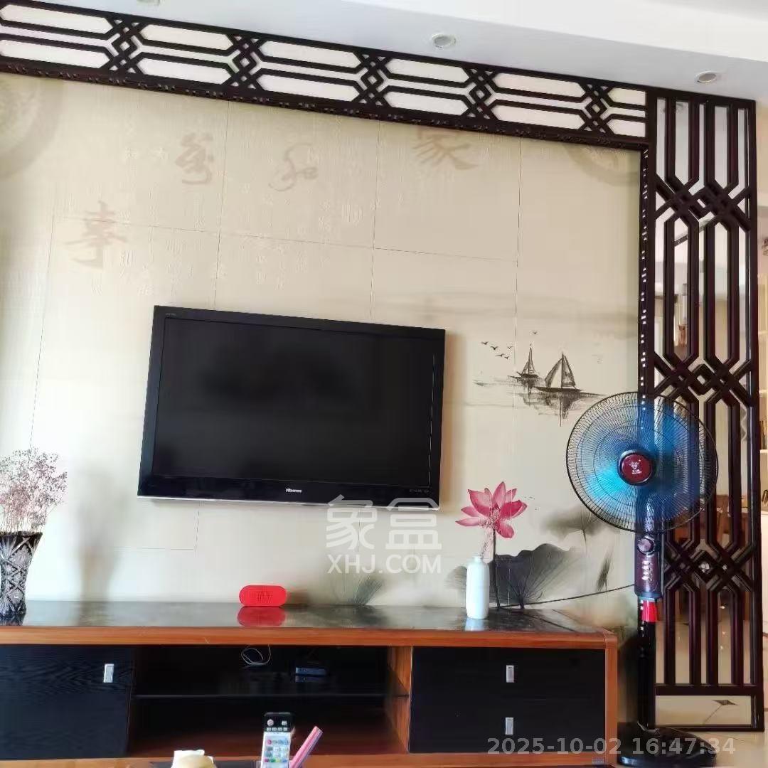 欧莱雅郡  3室2厅1卫    1800.0元/月室内图