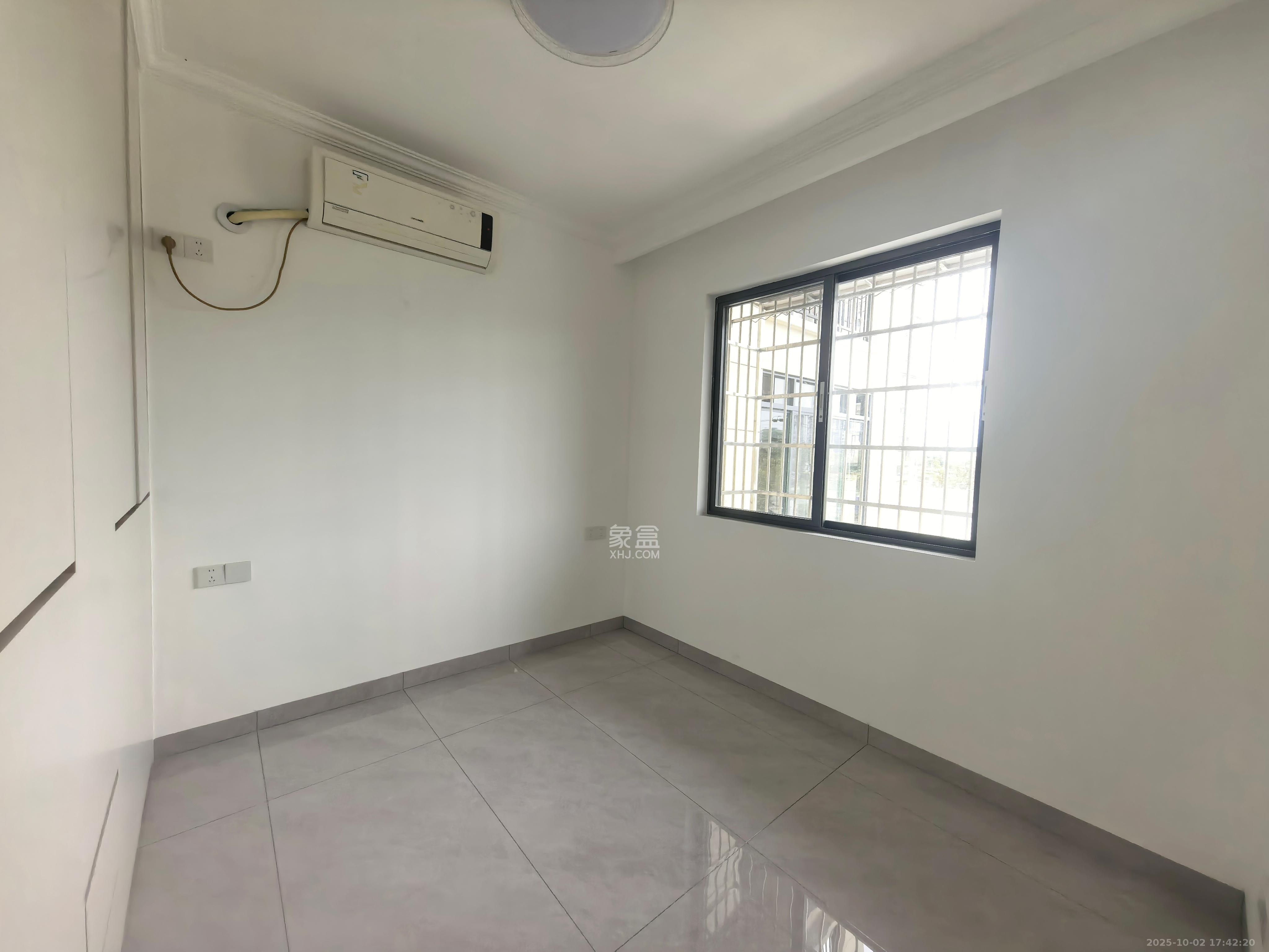 和景家园二期 2室2厅1卫 2000.0元/月 和景家园二期 2室2厅1卫 2000.0元/月室内图