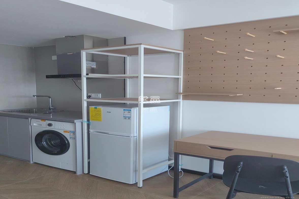 保利中环广场(保利中悦苑) 1室0厅1卫 1430.0元/月 保利中环广场(保利中悦苑) 1室0厅1卫 1430.0元/月室内图