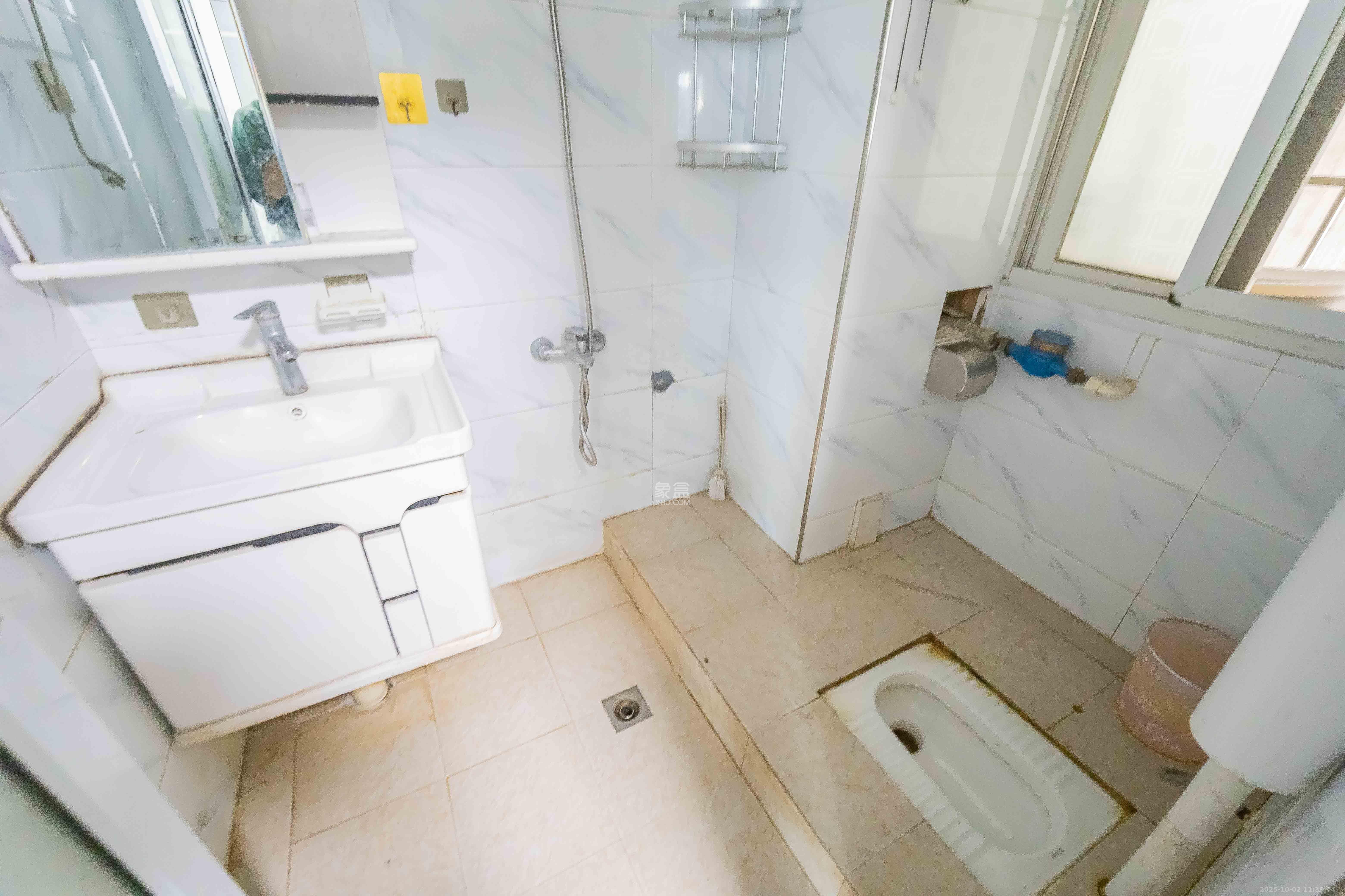 在水一方 3室2厅1卫 2600.0元/月 在水一方 3室2厅1卫 2600.0元/月室内图