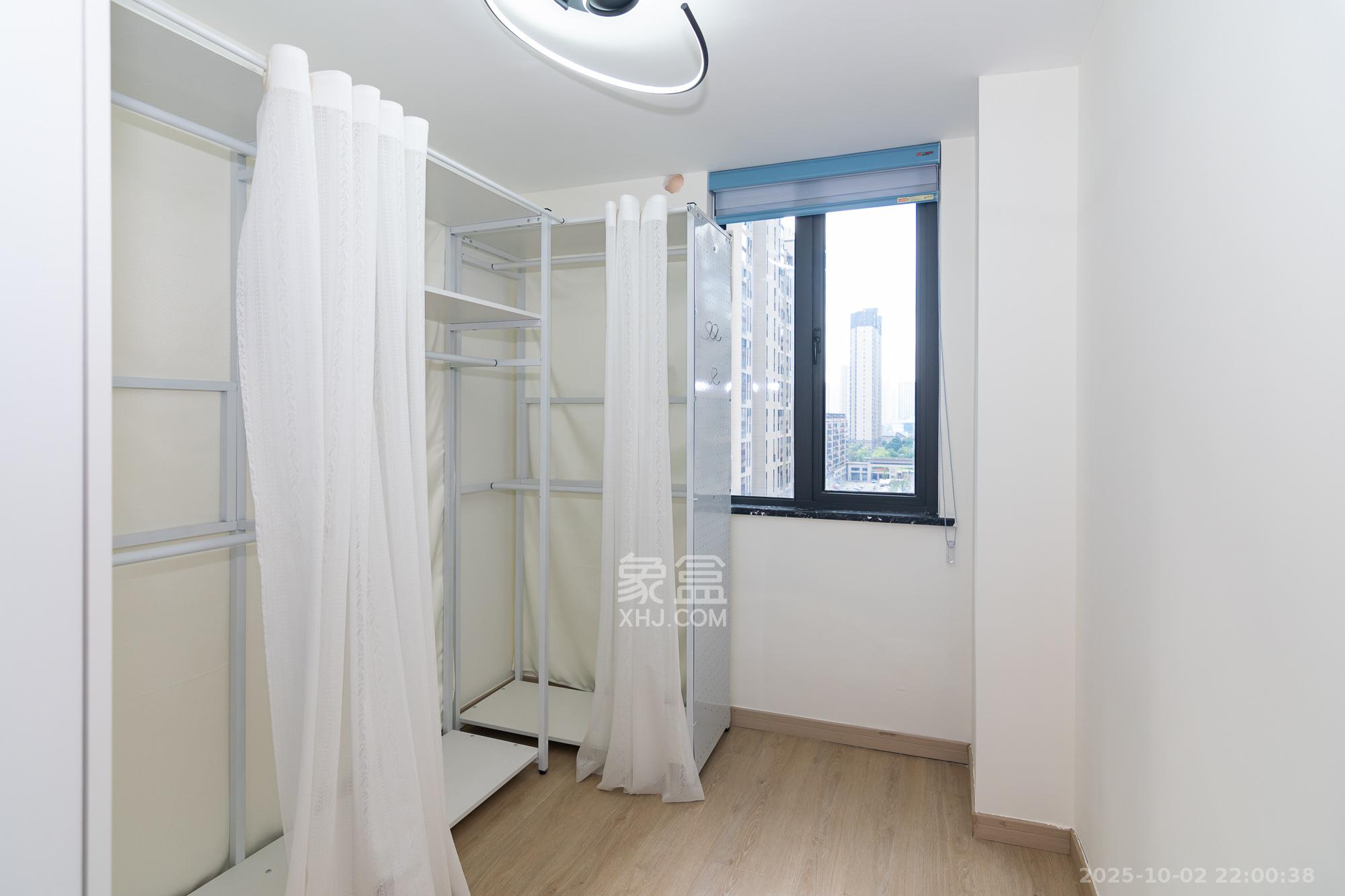 澳海望洲府 4室2厅2卫 69.8万 澳海望洲府 4室2厅2卫 69.8万卧室