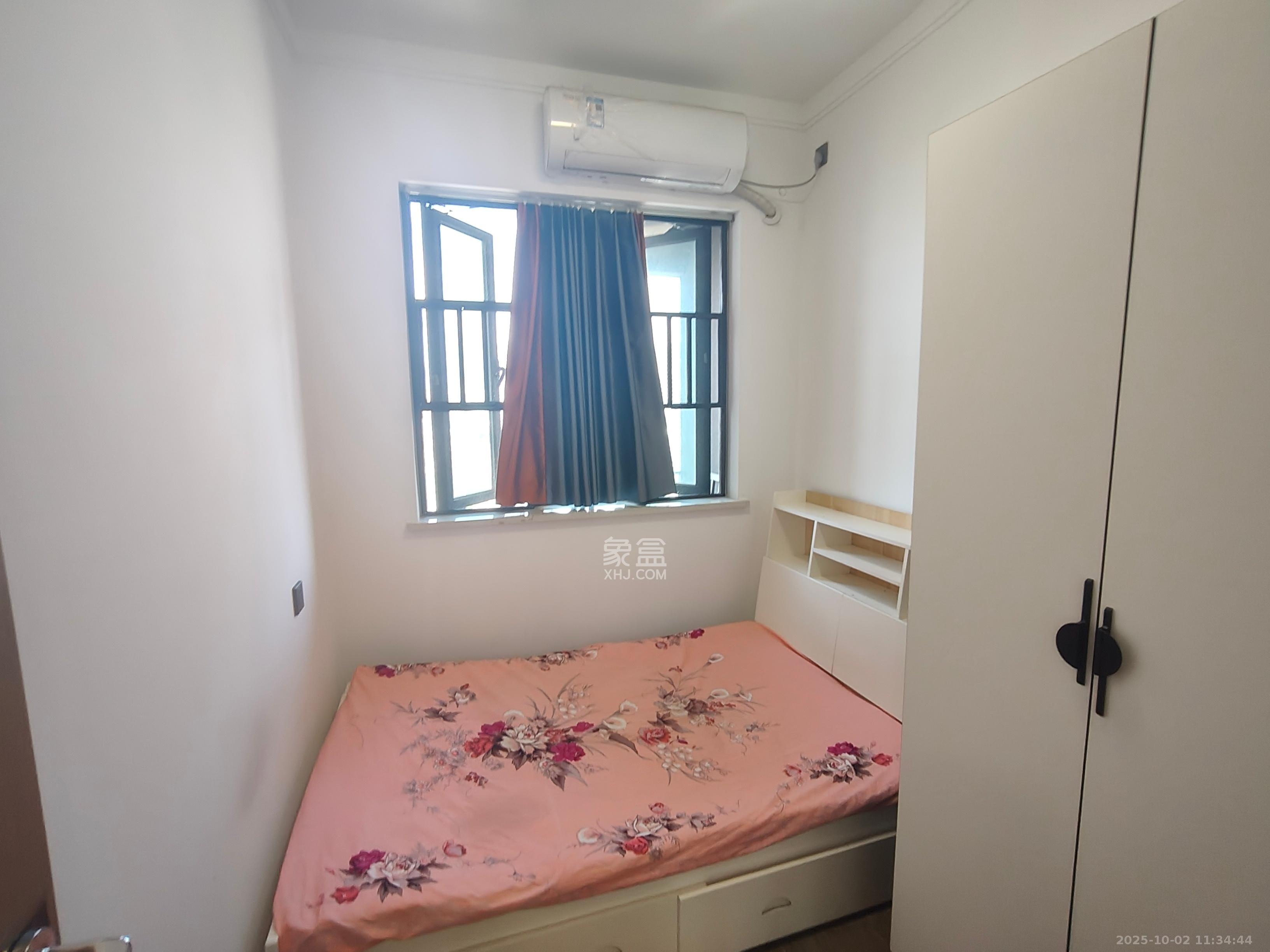 招商华发依云曦城 4室2厅2卫 2600.0元/月 招商华发依云曦城 4室2厅2卫 2600.0元/月室内图